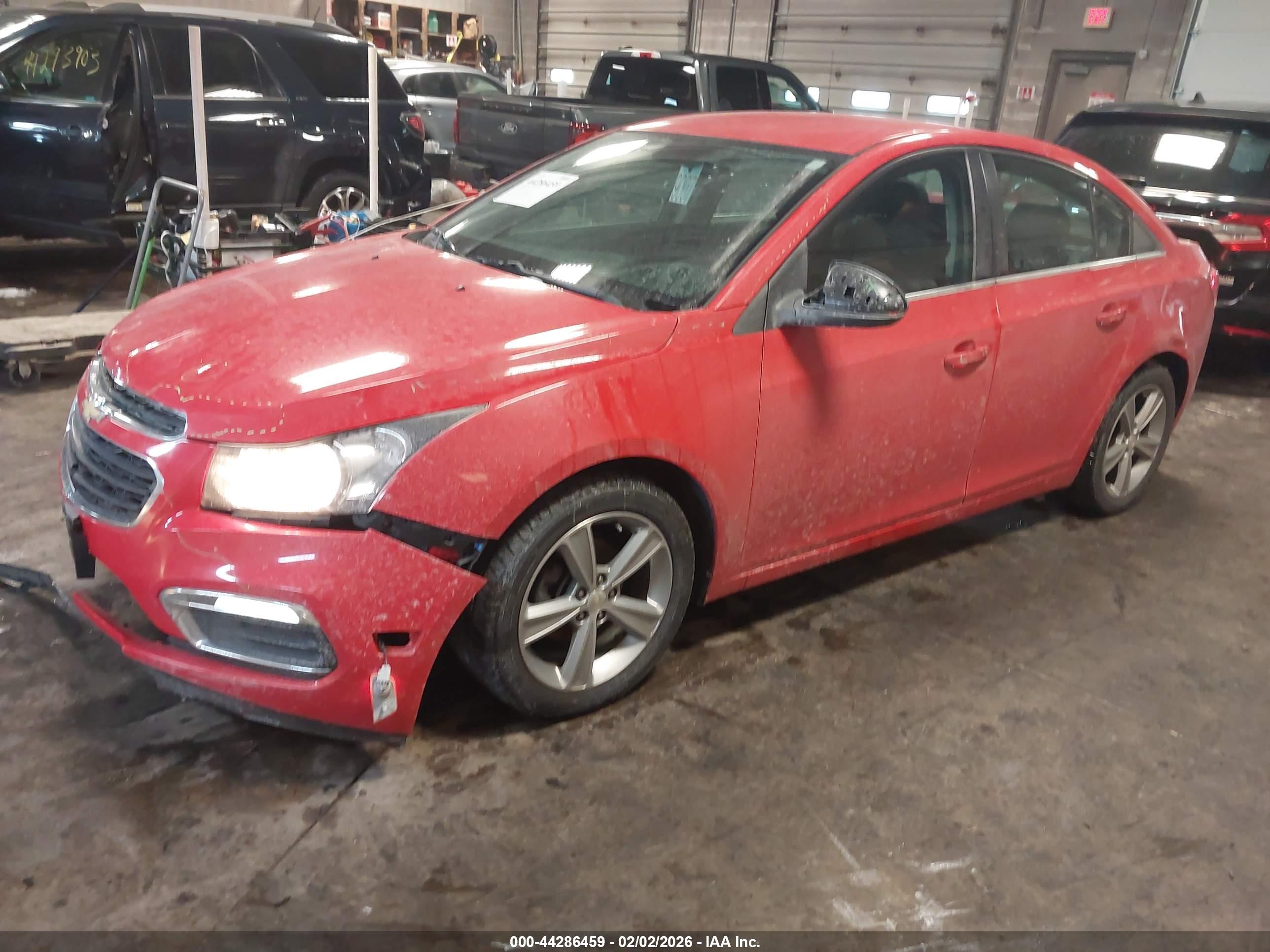 CHEVROLET CRUZE image 2