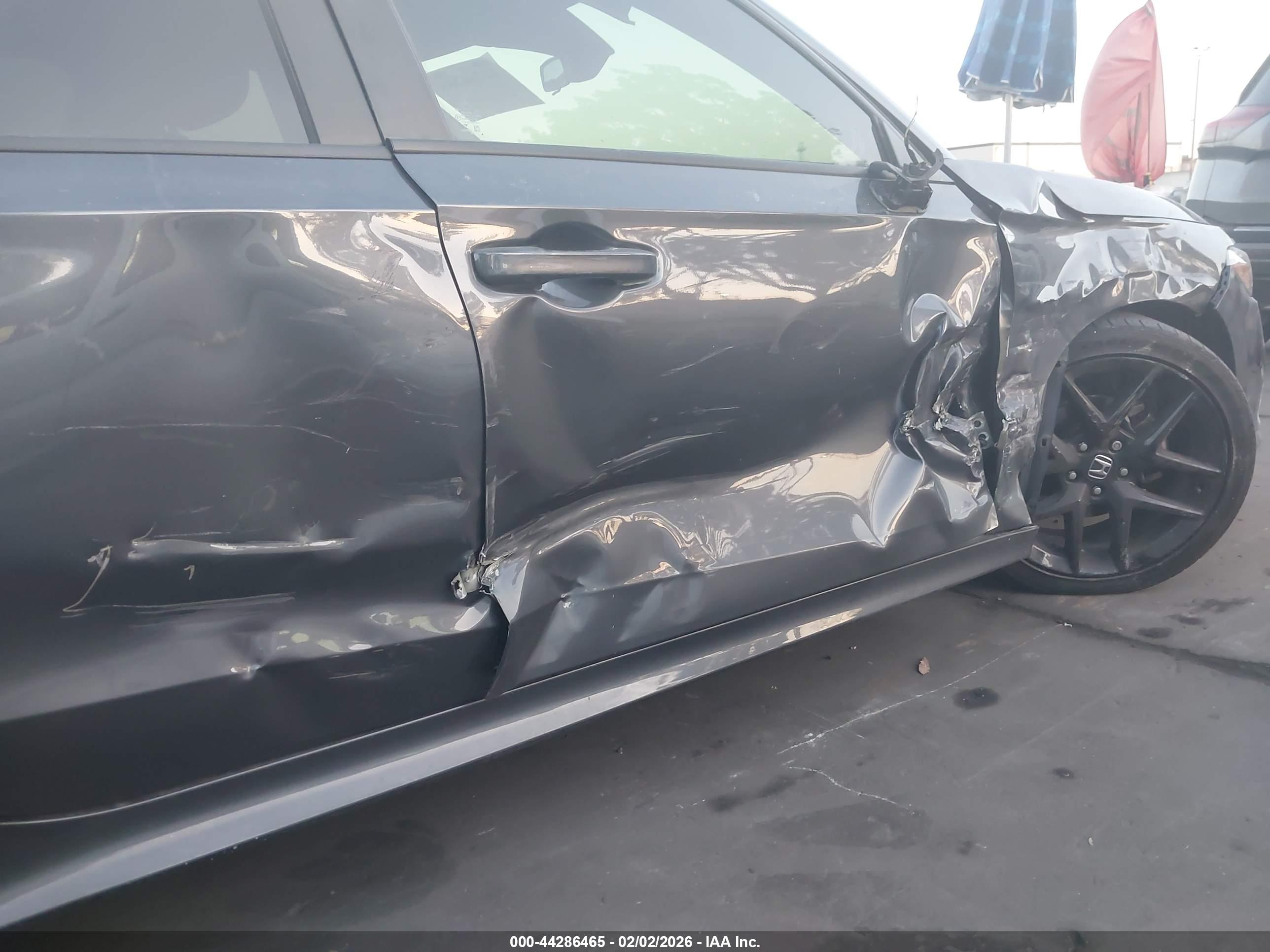 HONDA CIVIC image 6