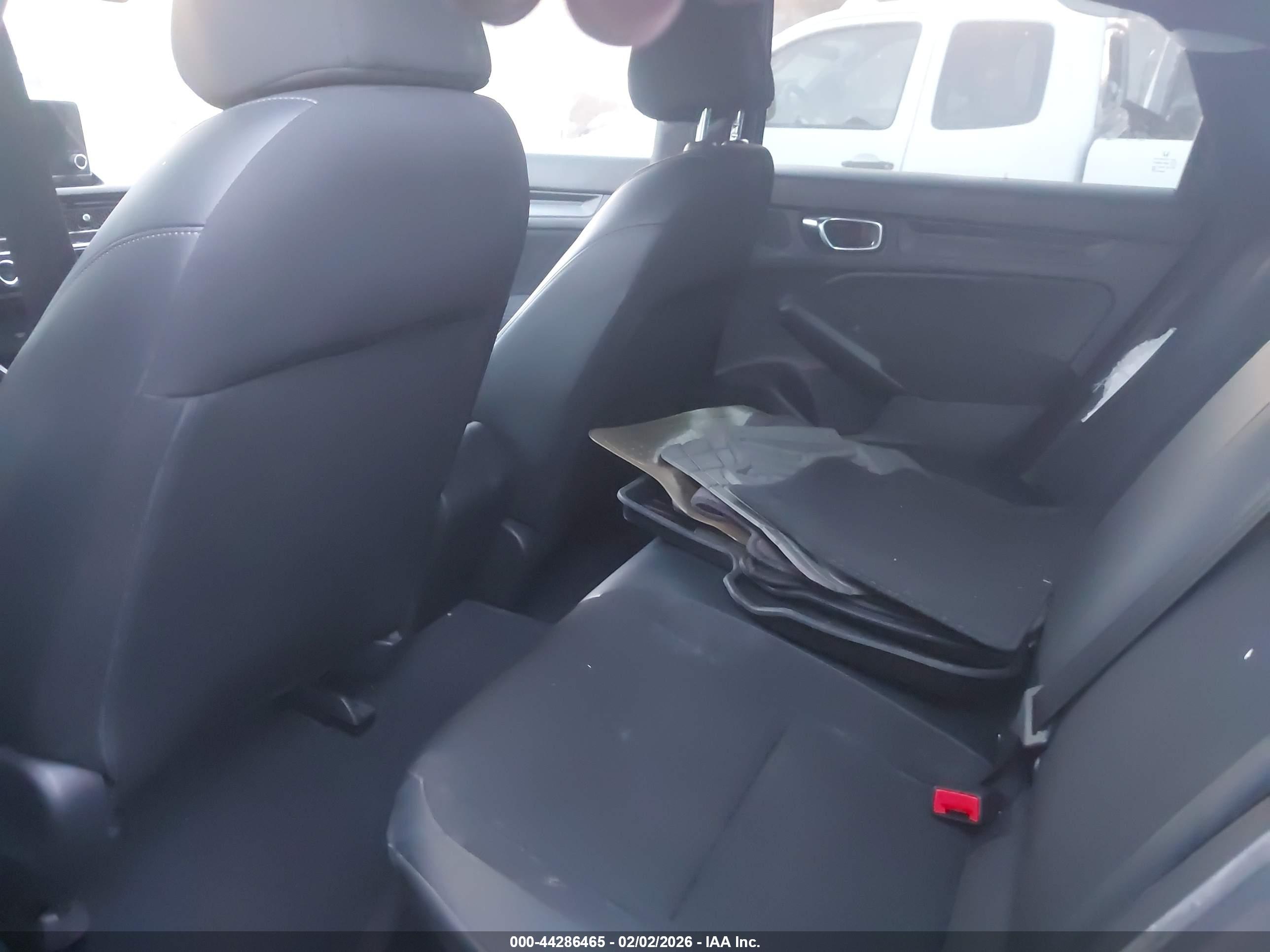HONDA CIVIC image 8