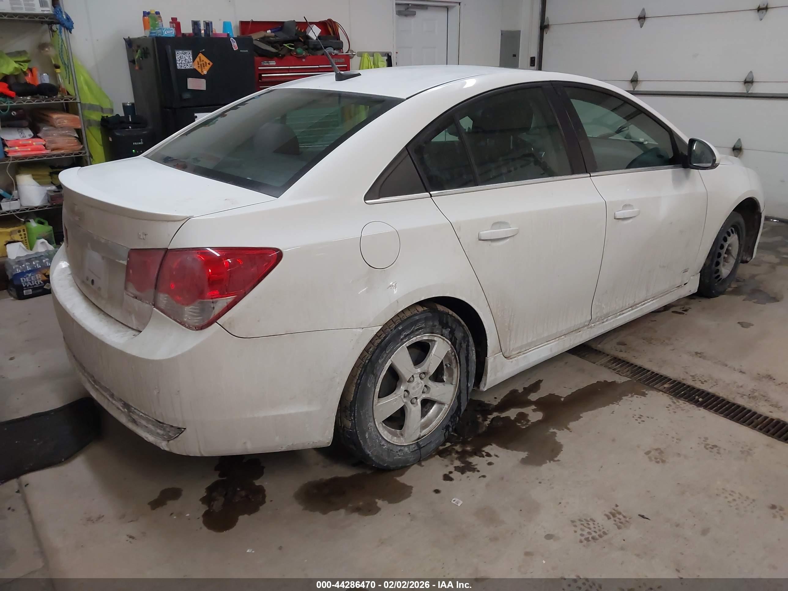 CHEVROLET CRUZE image 4