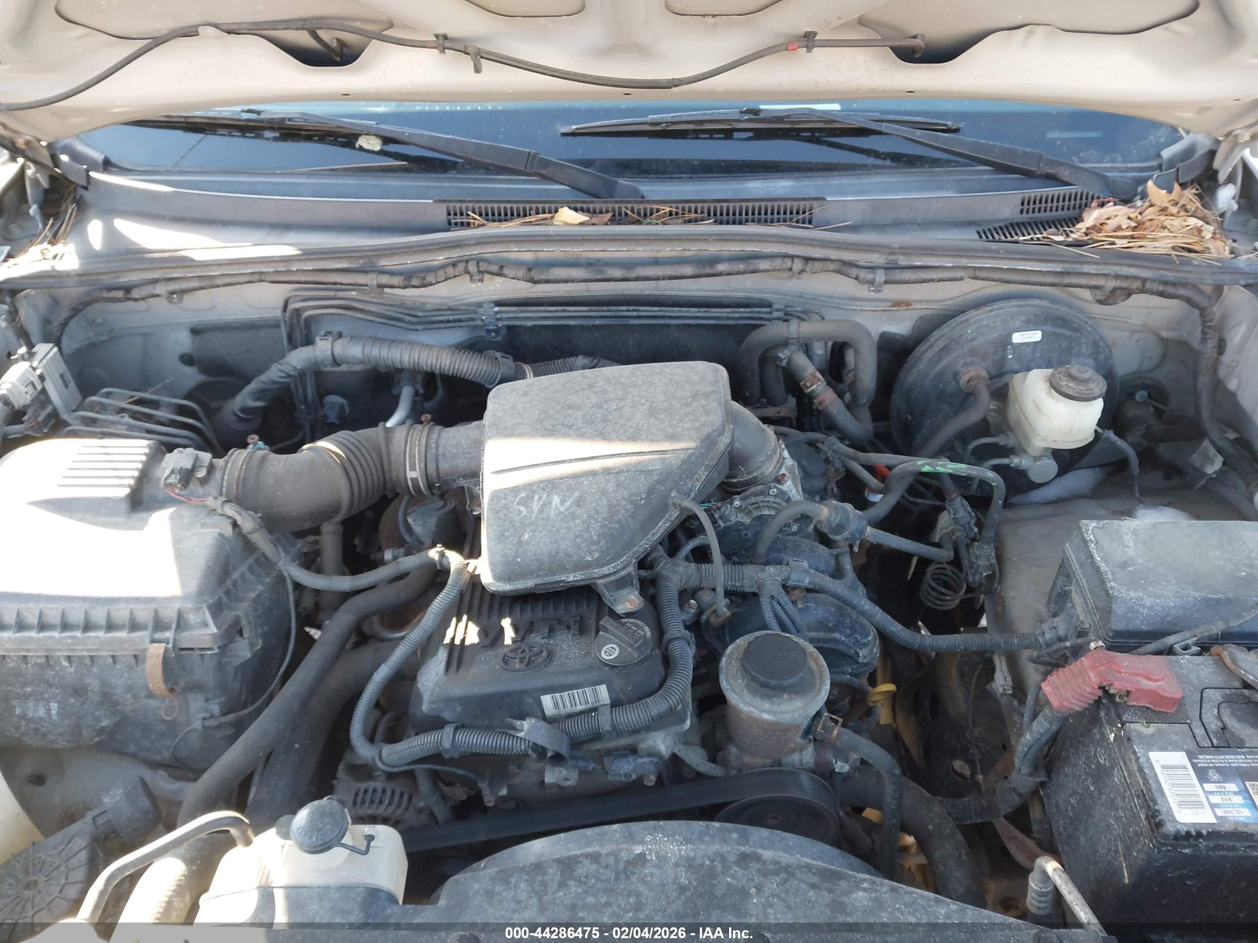 TOYOTA TACOMA image 10