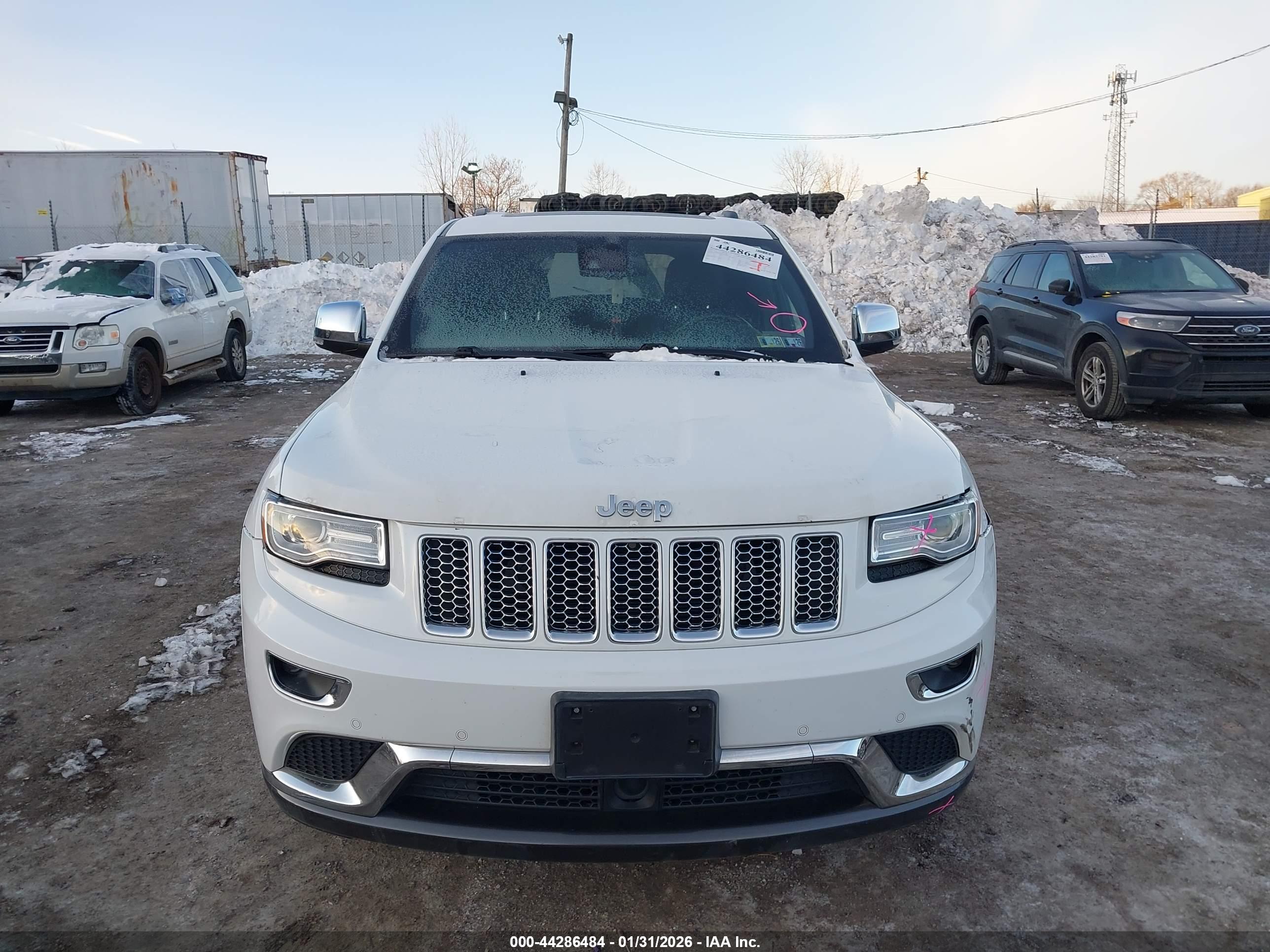 JEEP GRAND image 6