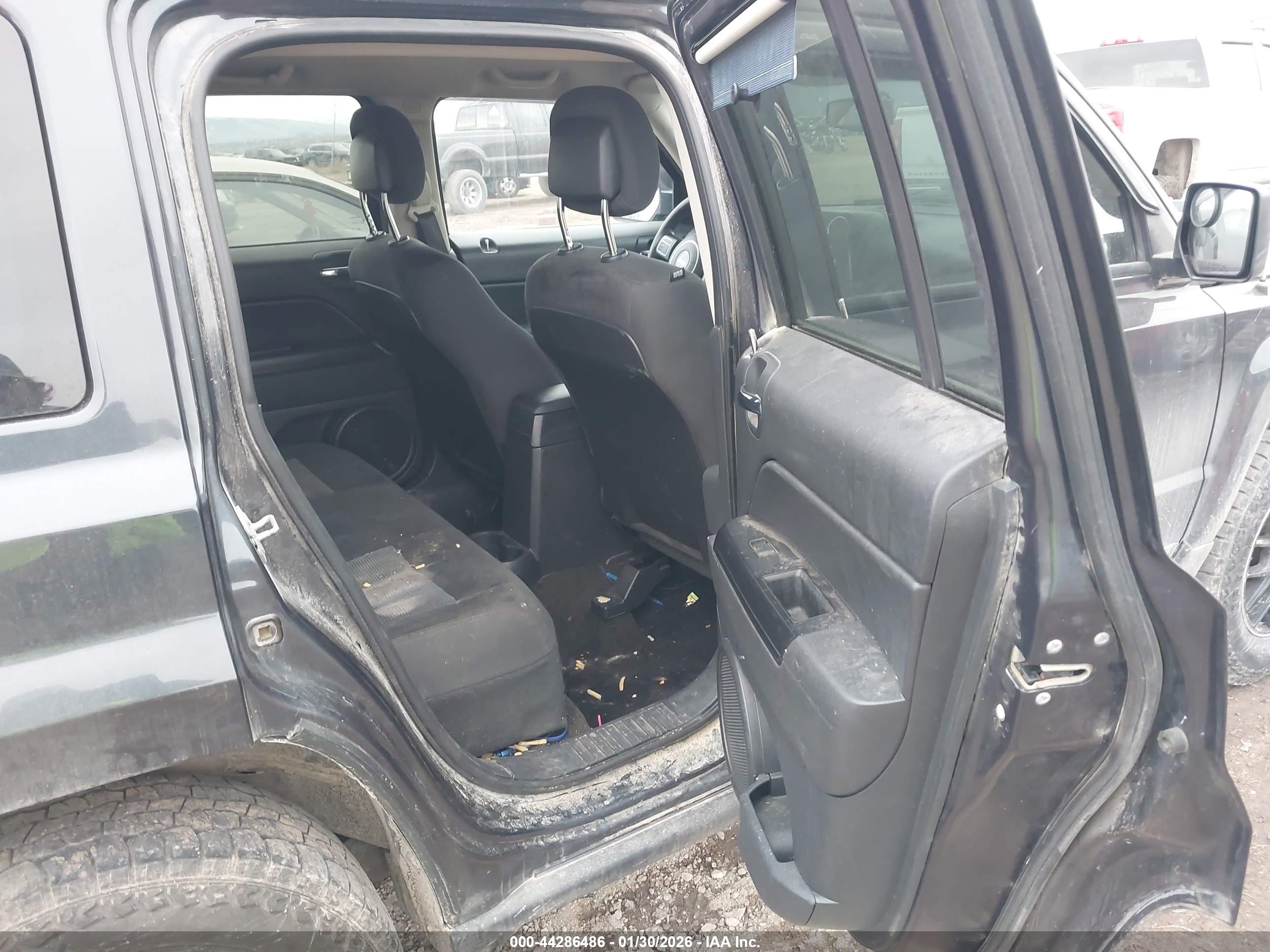 JEEP PATRIOT image 8