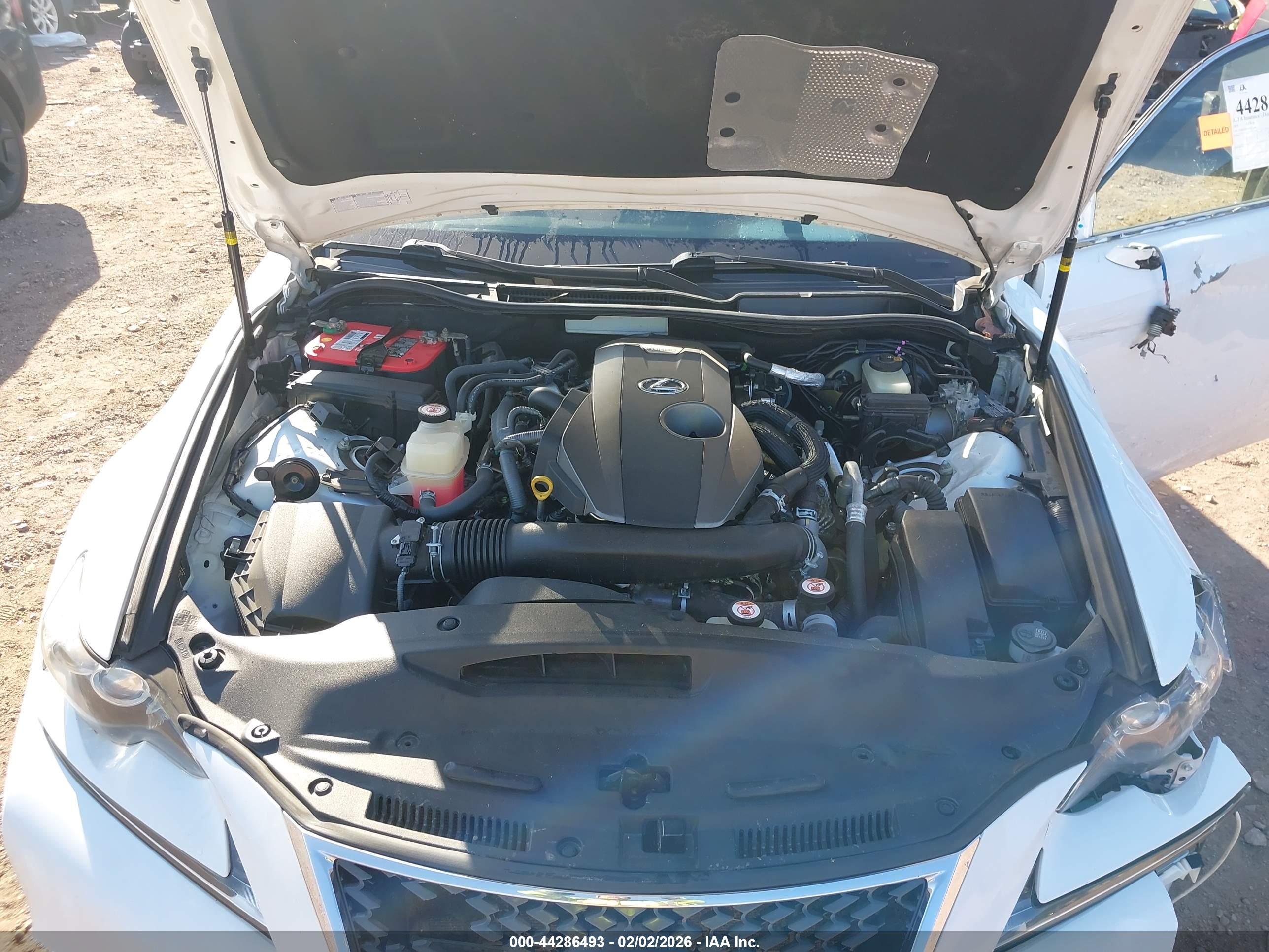 LEXUS IS image 10