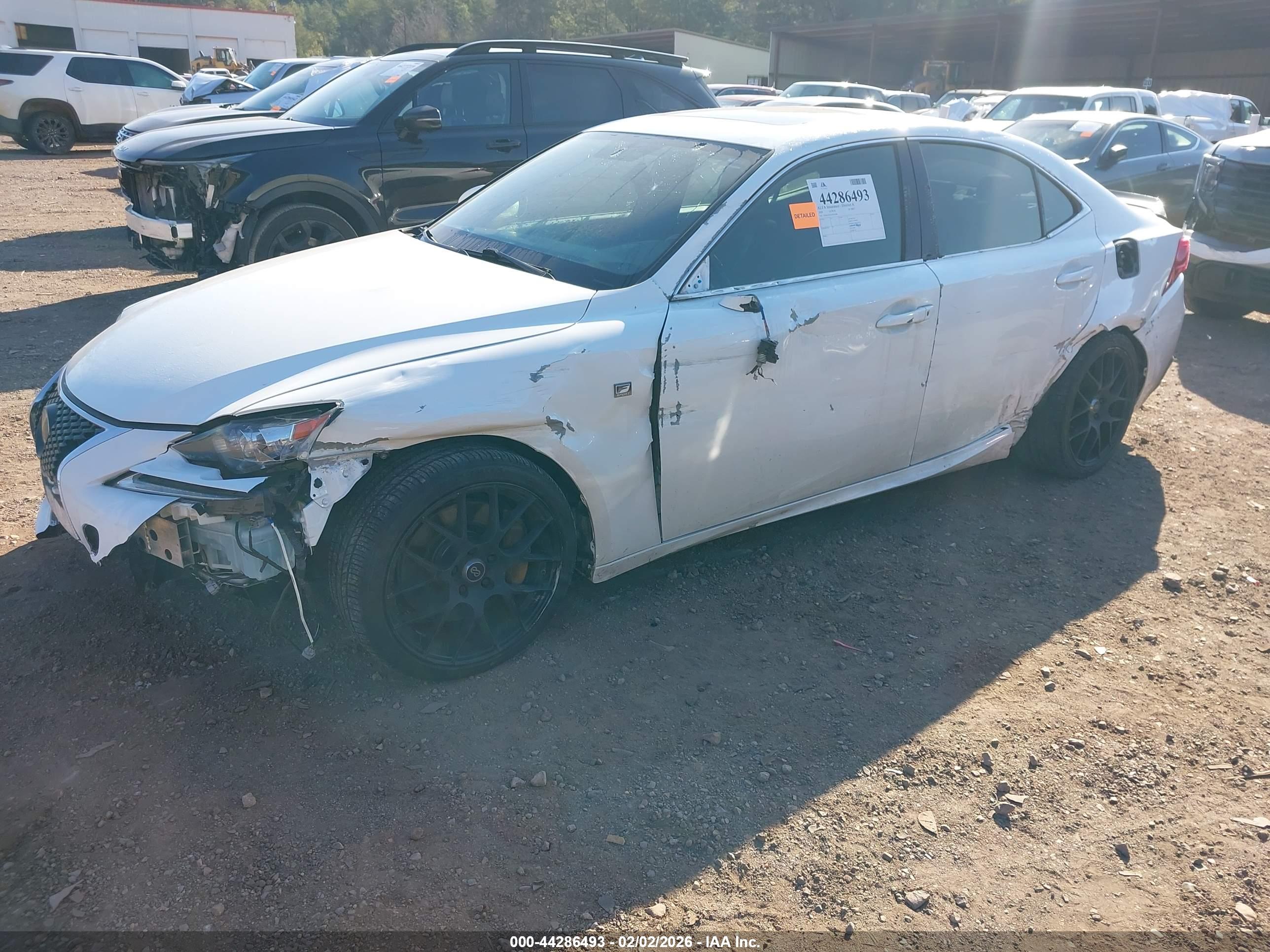 LEXUS IS image 6
