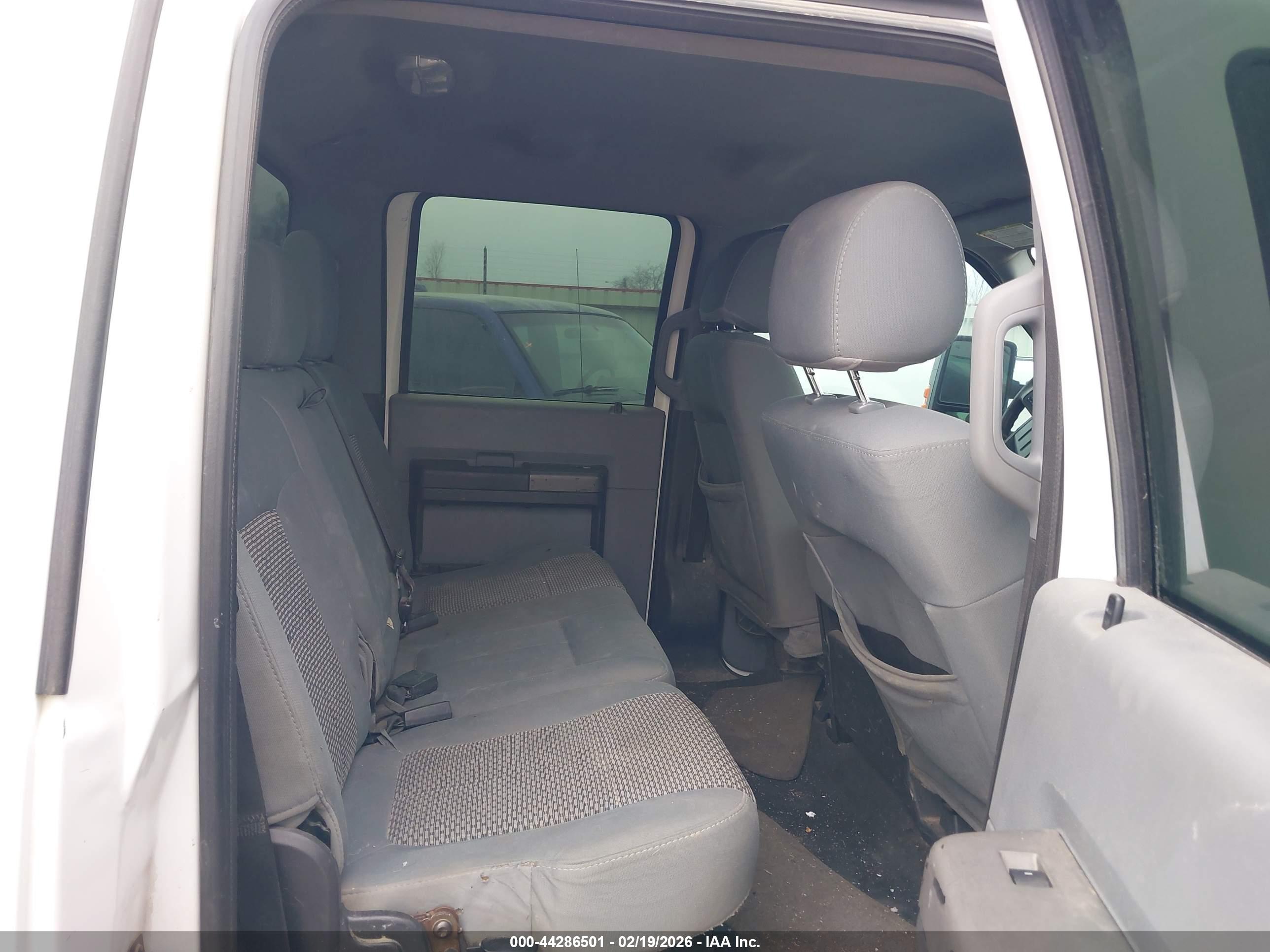 FORD F-250 image 8