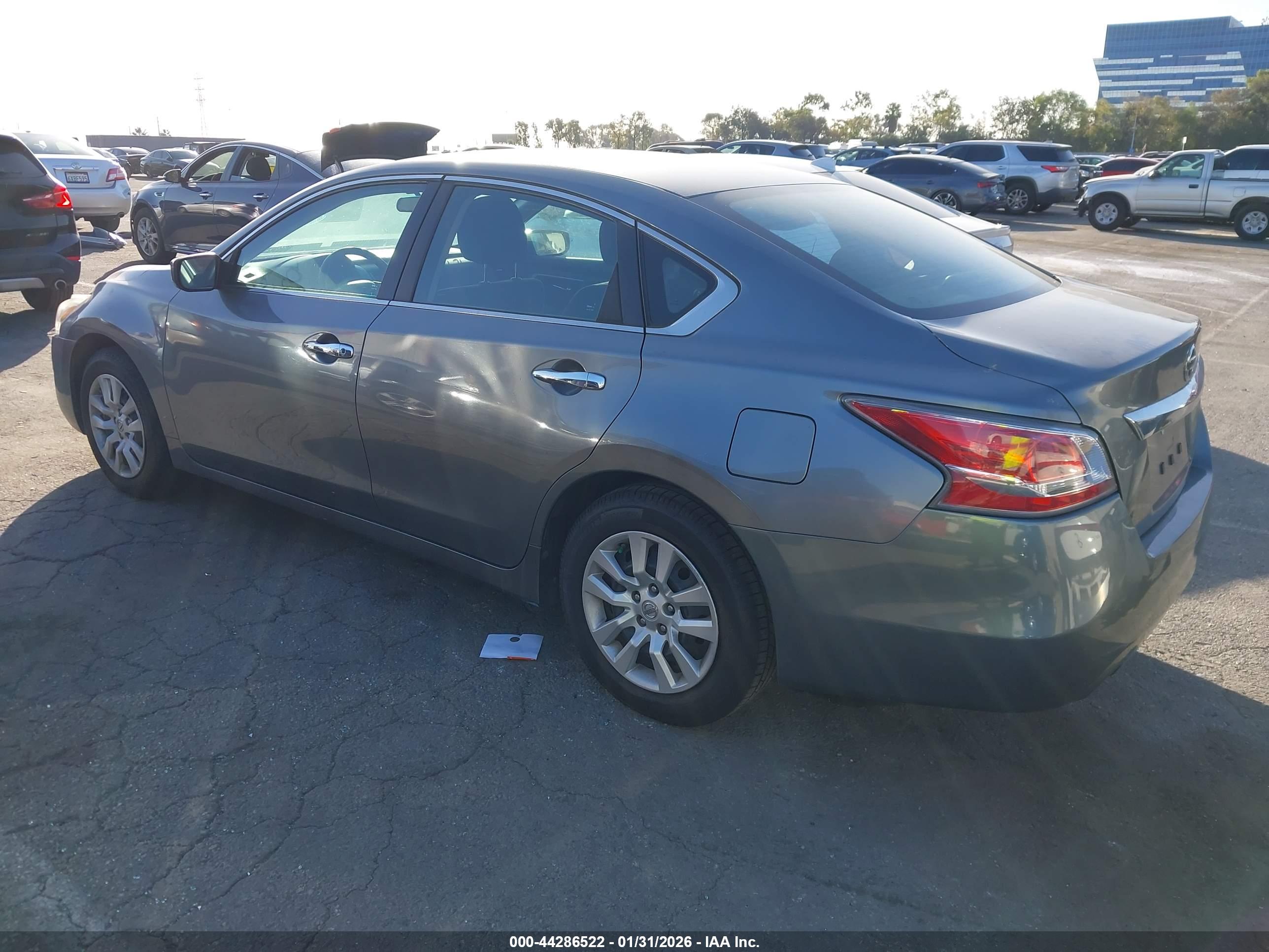 NISSAN ALTIMA image 3