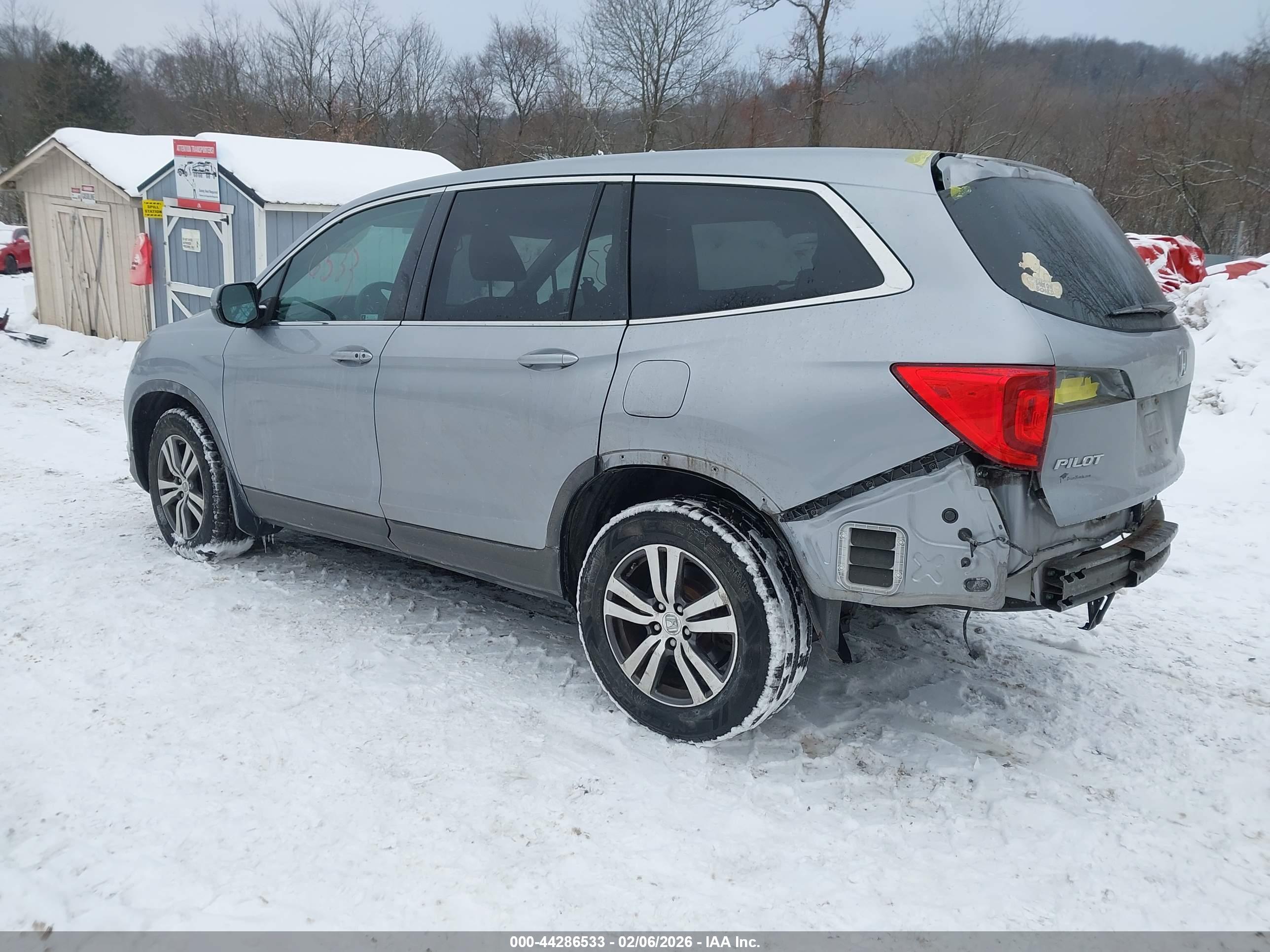 HONDA PILOT image 3