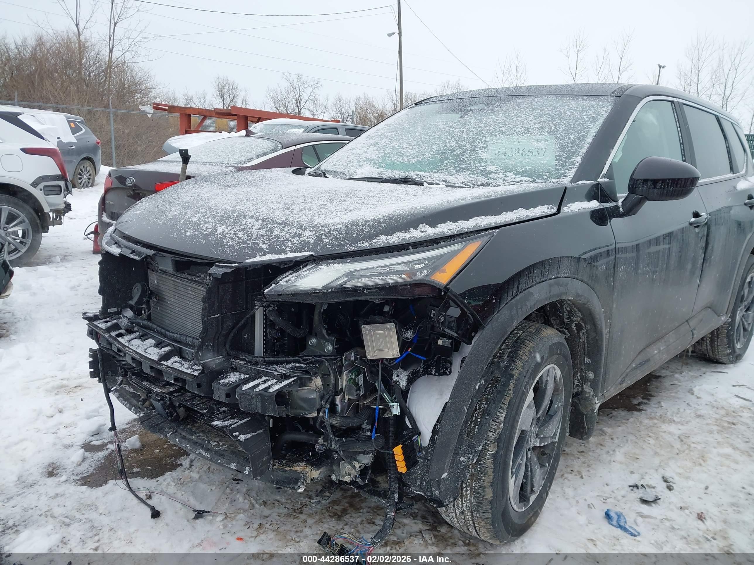 NISSAN ROGUE image 6