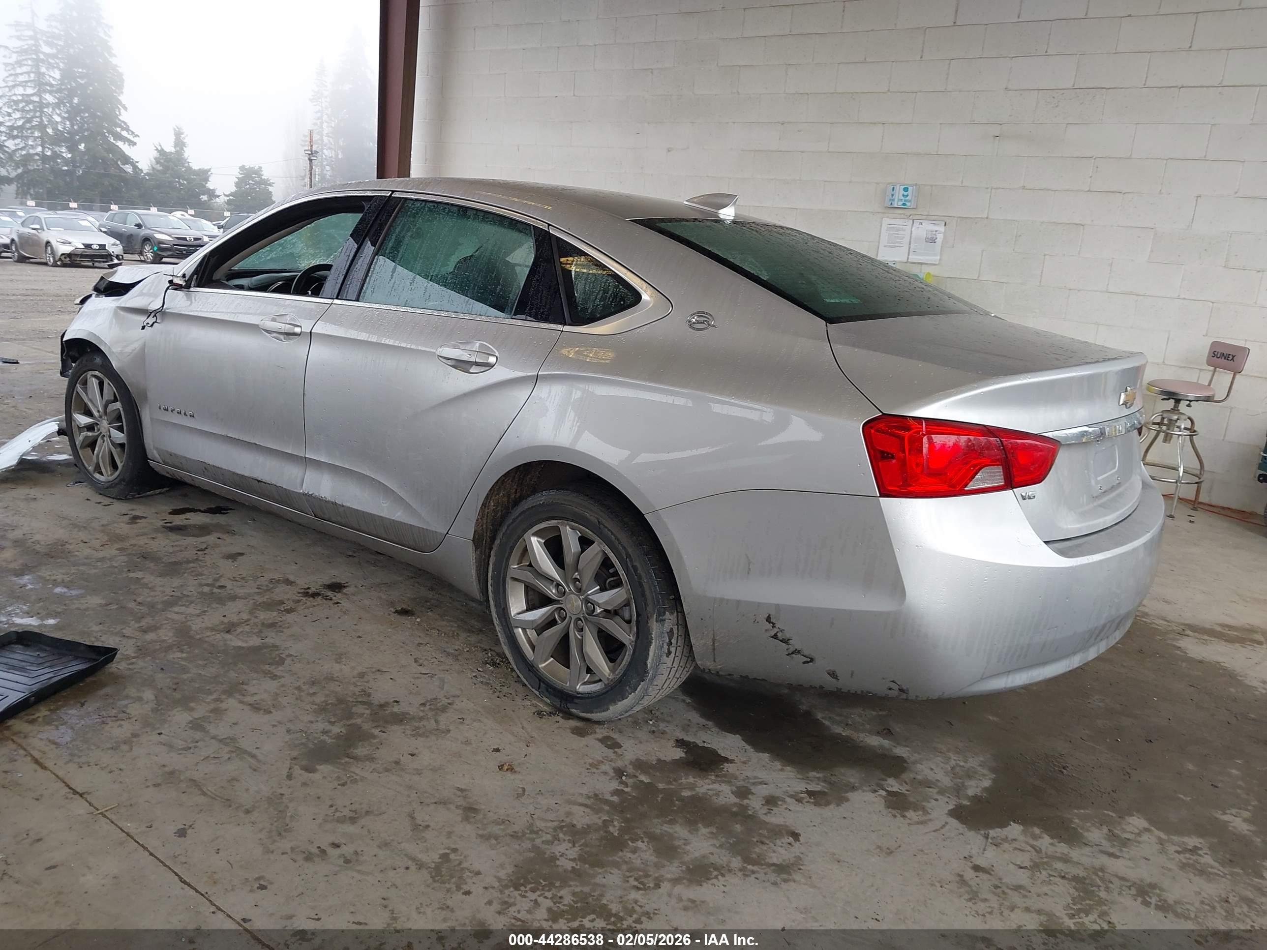 CHEVROLET IMPALA image 3