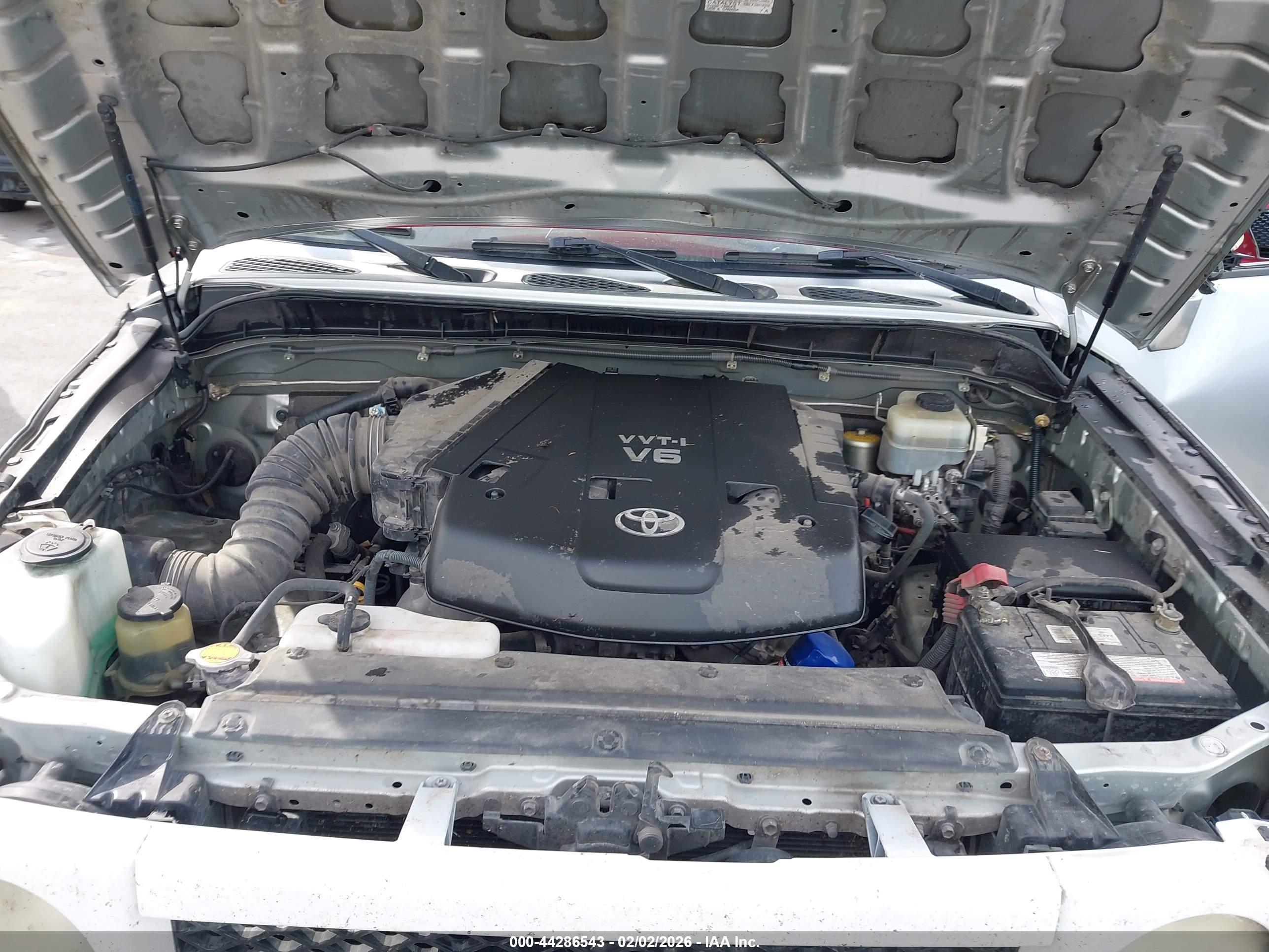 TOYOTA FJ image 10