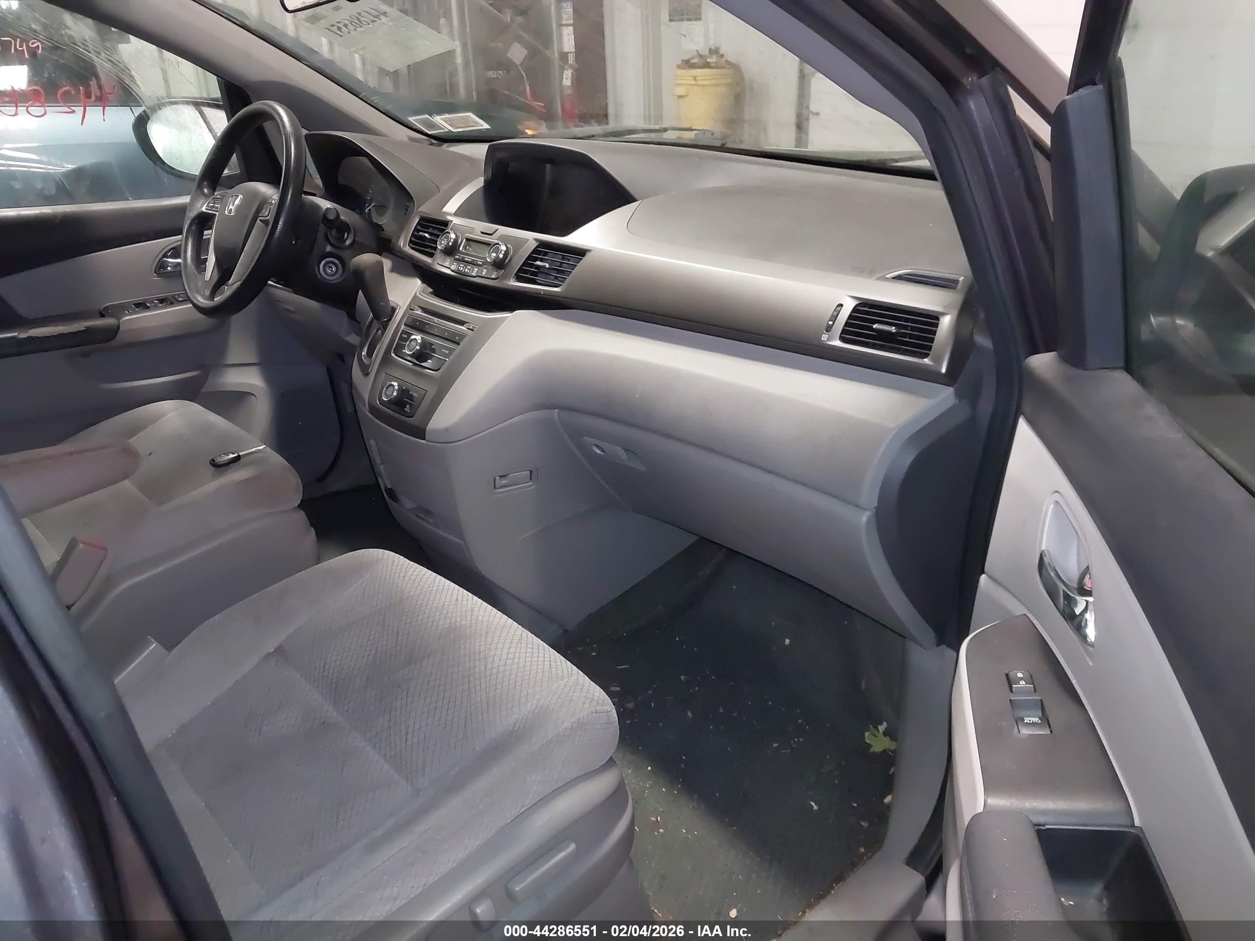 HONDA ODYSSEY image 5