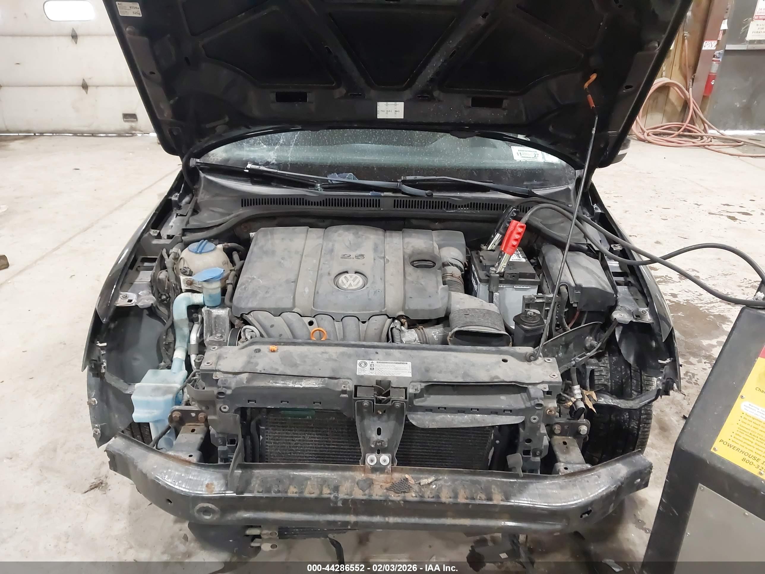 VOLKSWAGEN JETTA image 10