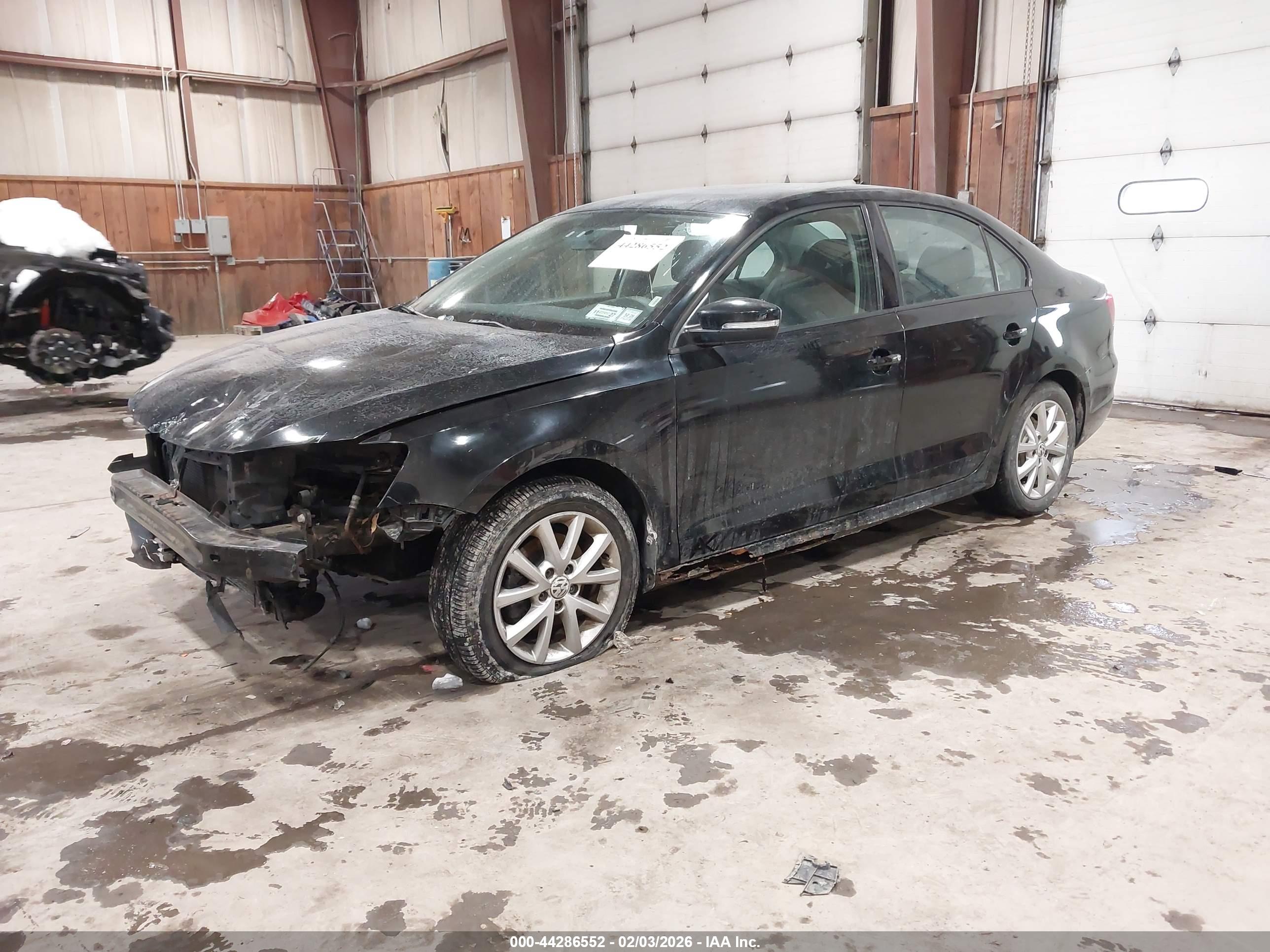 VOLKSWAGEN JETTA image 2