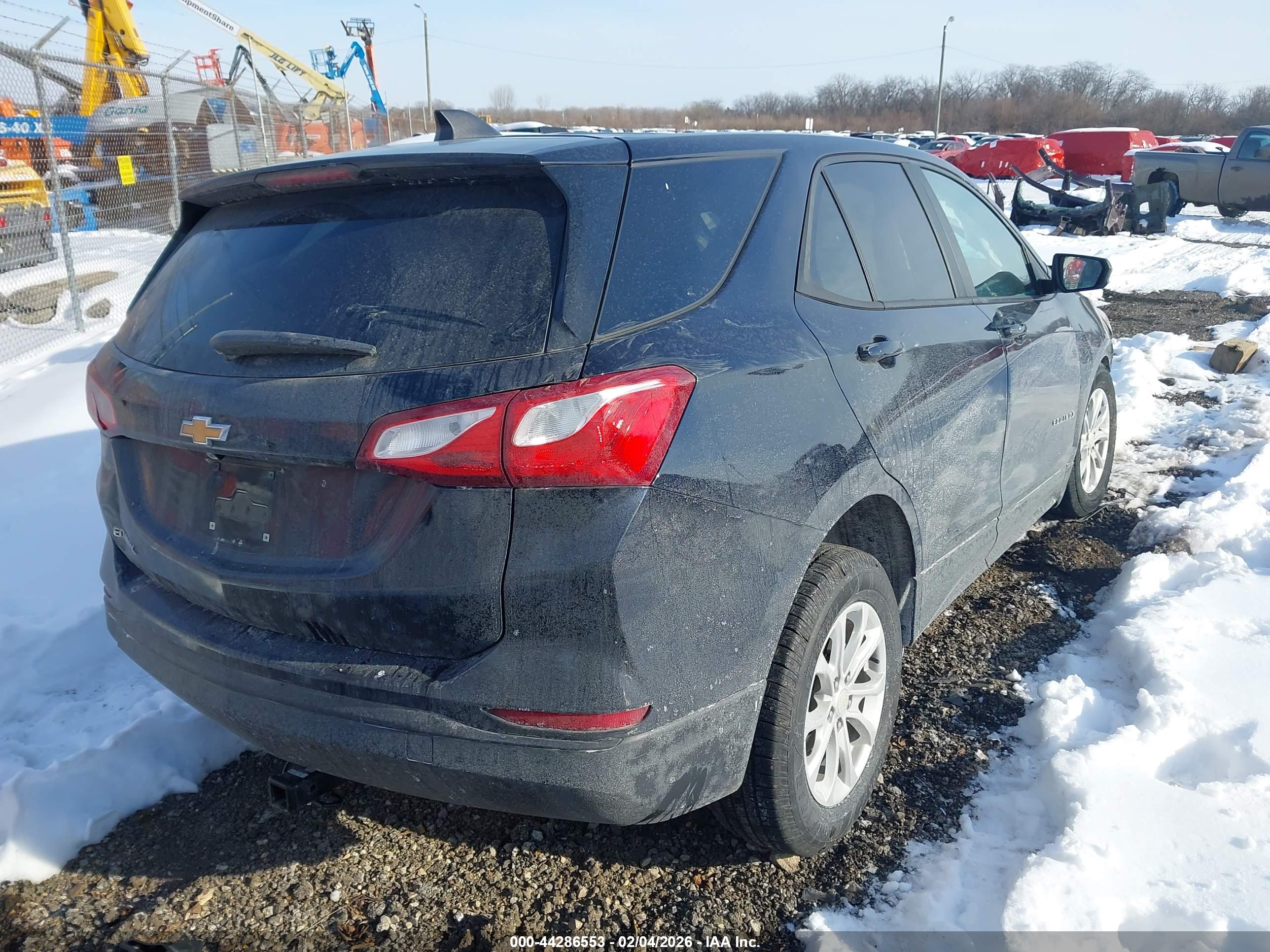 CHEVROLET EQUINOX image 4