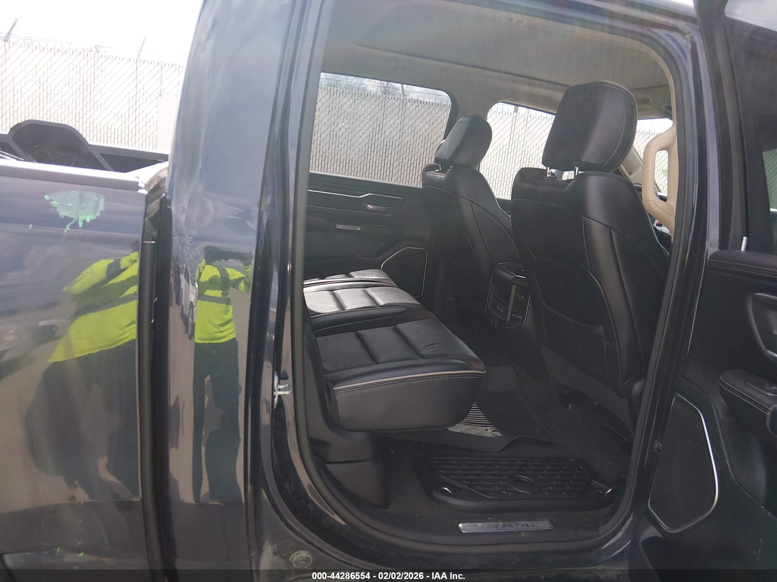 RAM 1500 image 8