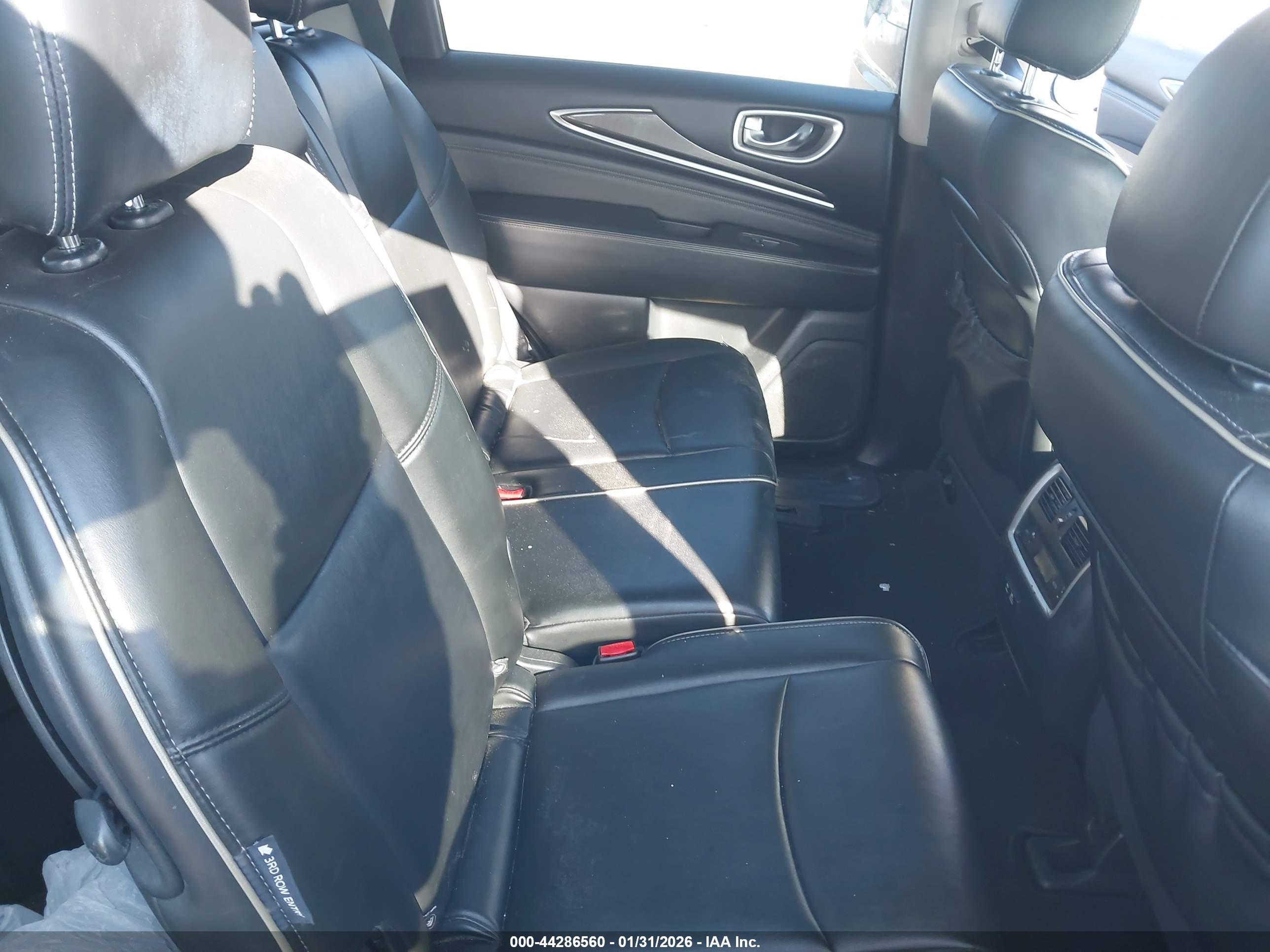 INFINITI QX60 image 8