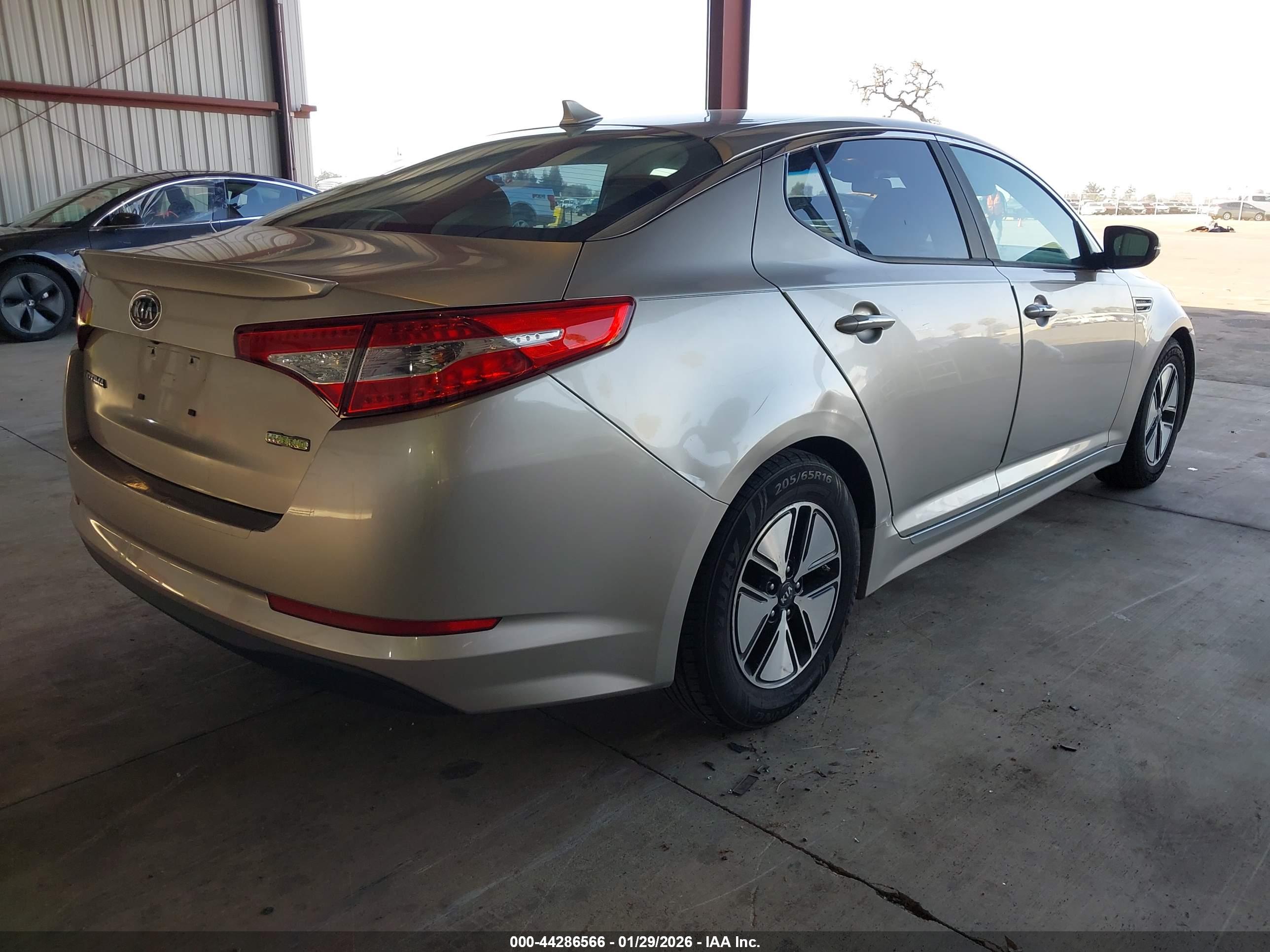 KIA OPTIMA image 4