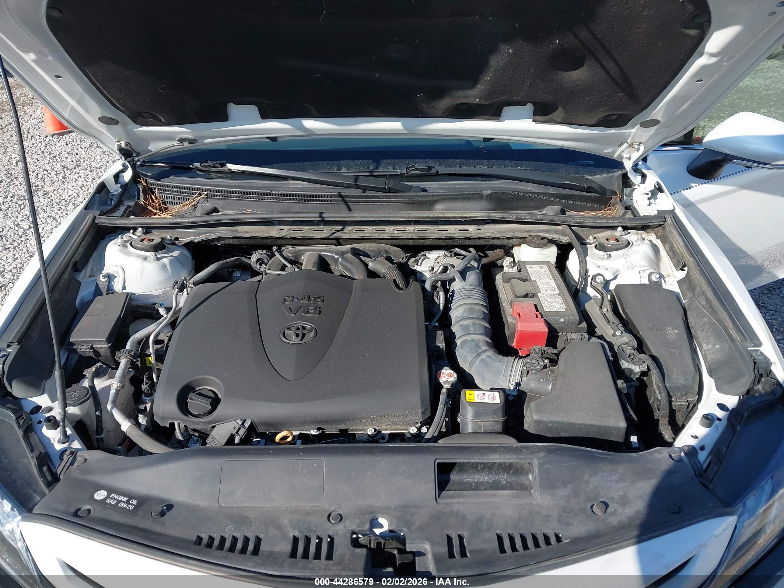 TOYOTA CAMRY image 10