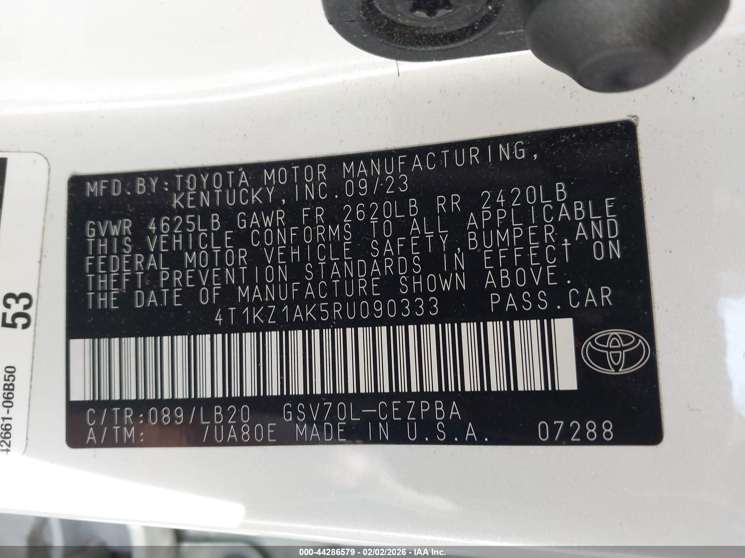 TOYOTA CAMRY image 9