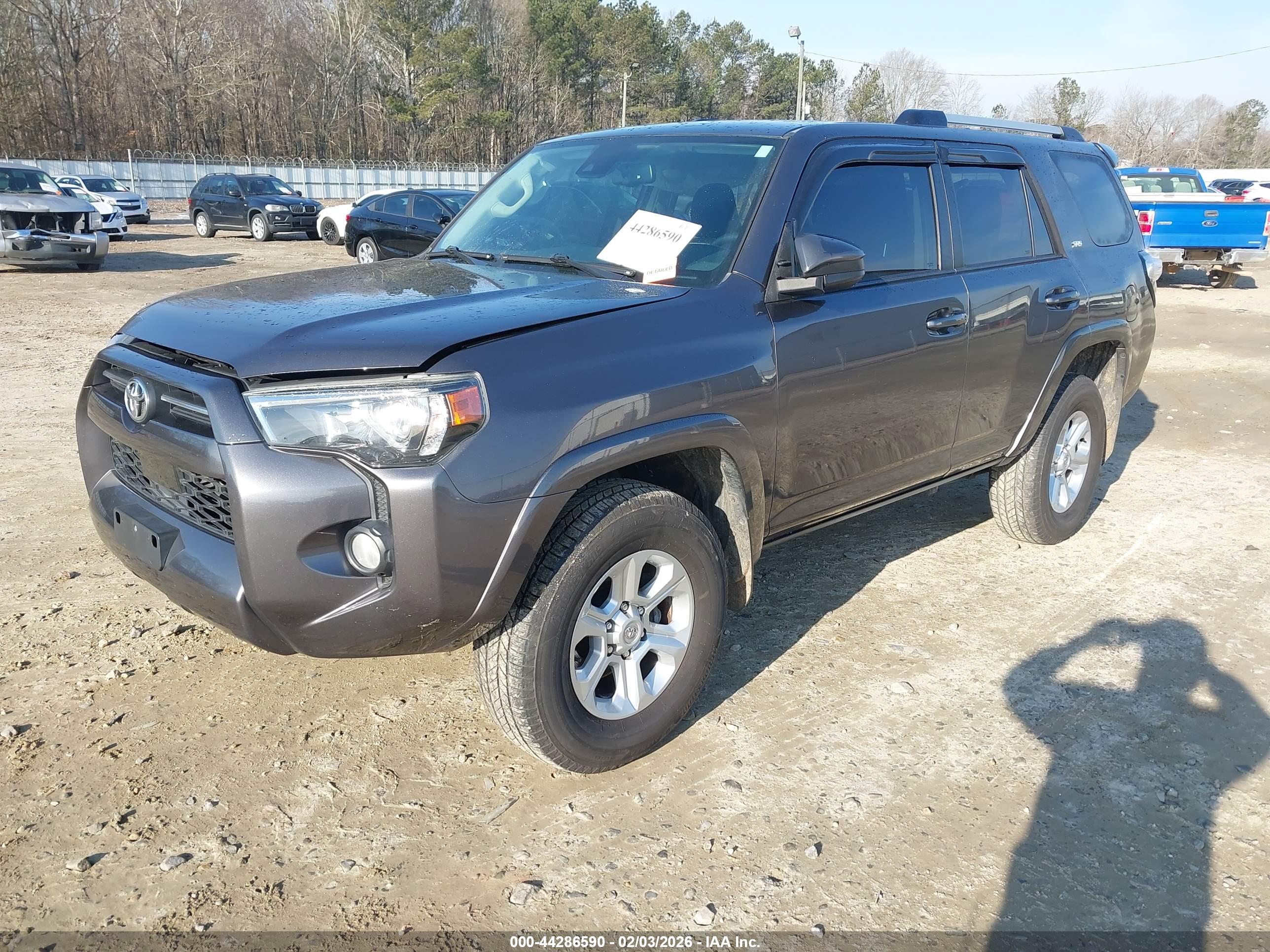 TOYOTA 4RUNNER image 2