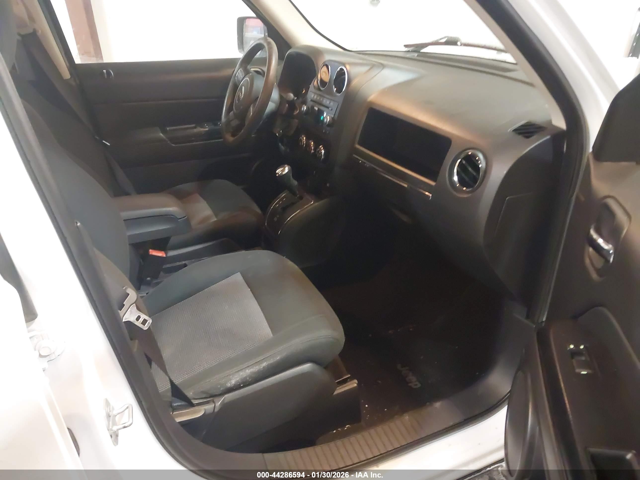 JEEP PATRIOT image 5