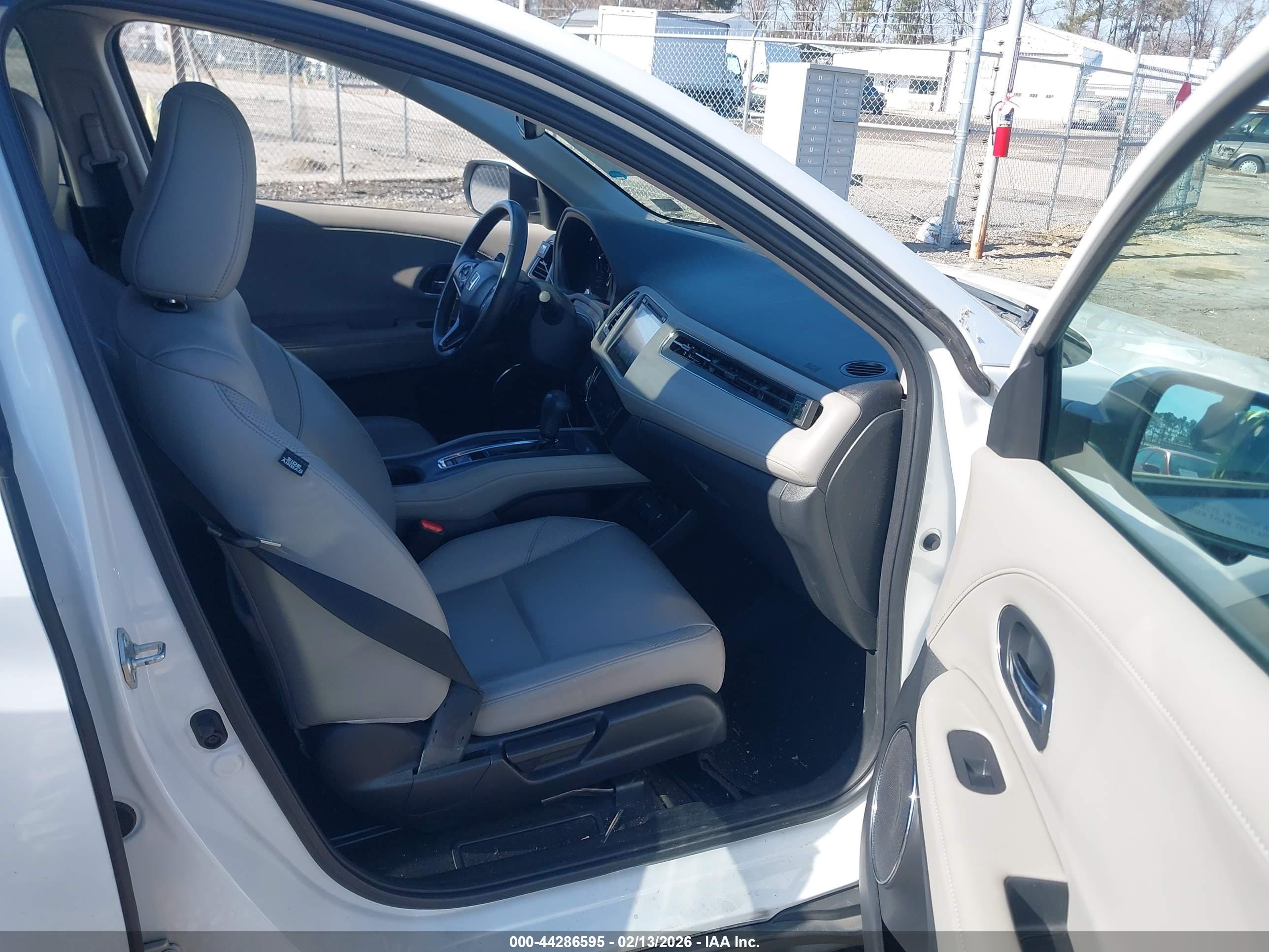 HONDA HR-V image 5