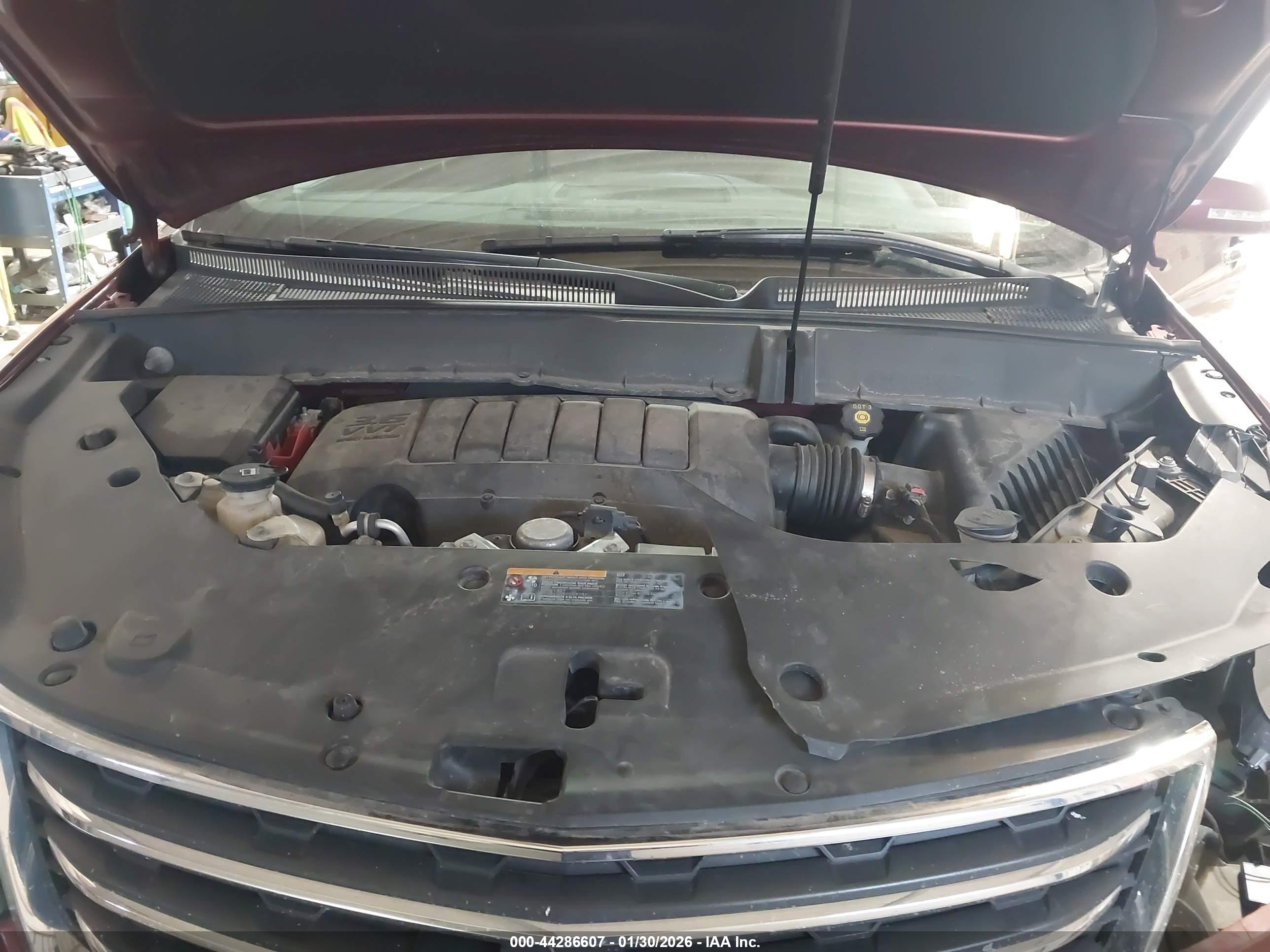 CHEVROLET TRAVERSE image 10