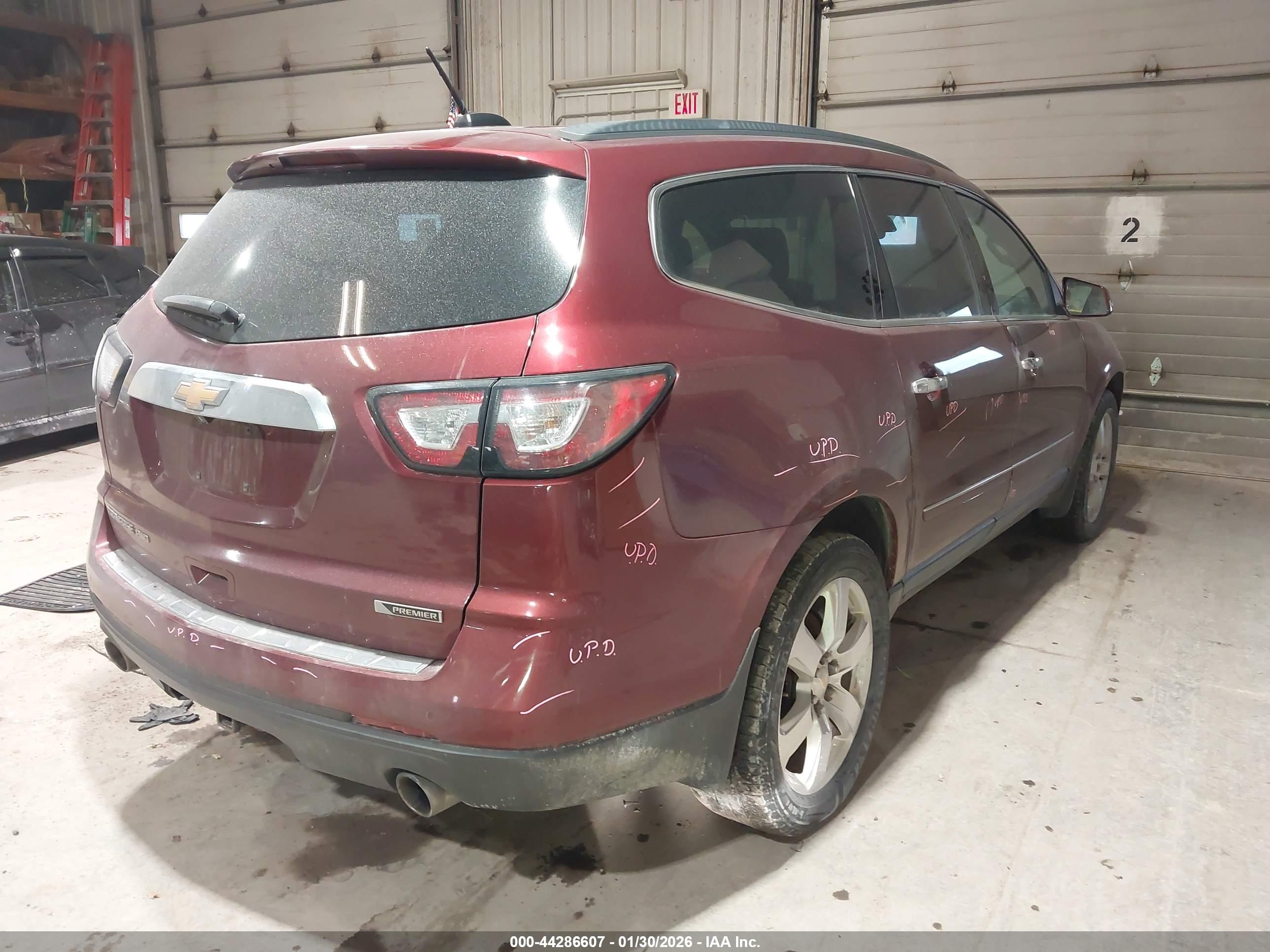 CHEVROLET TRAVERSE image 4