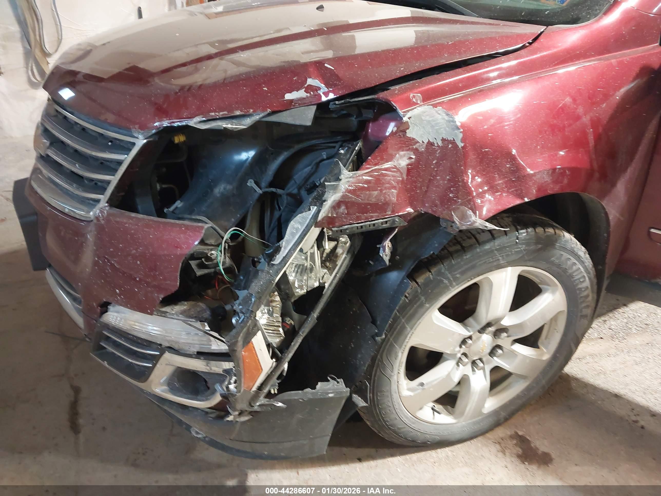 CHEVROLET TRAVERSE image 6