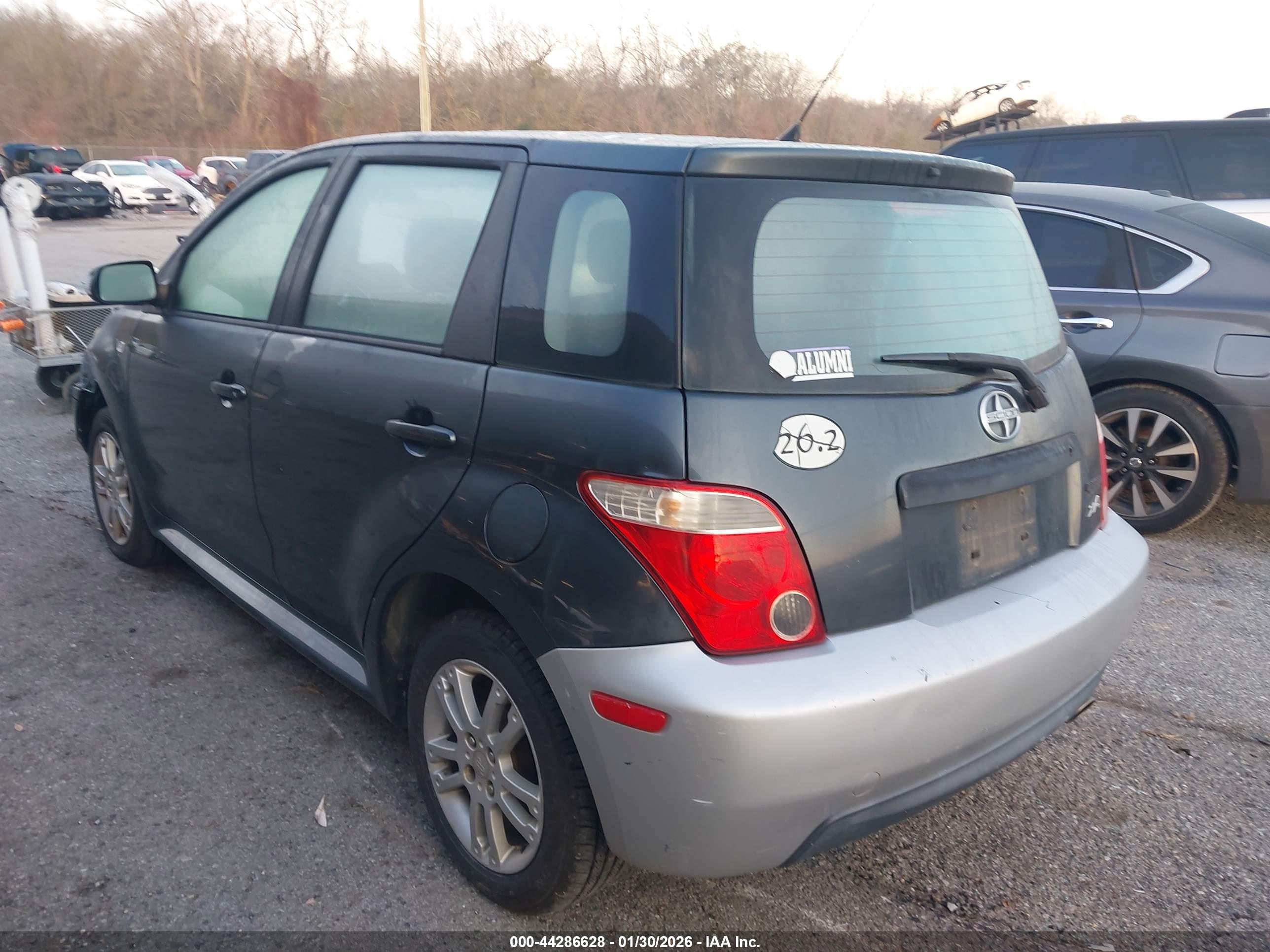 SCION XA image 3