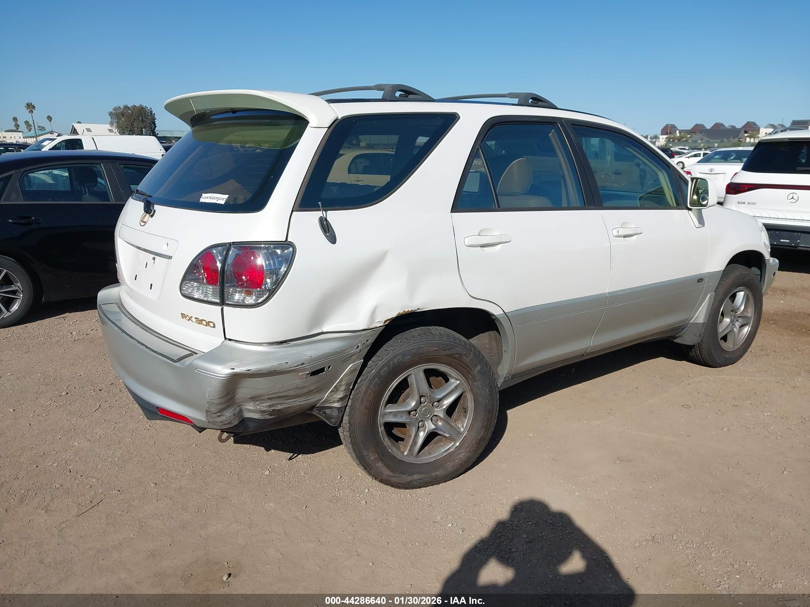 LEXUS RX image 4