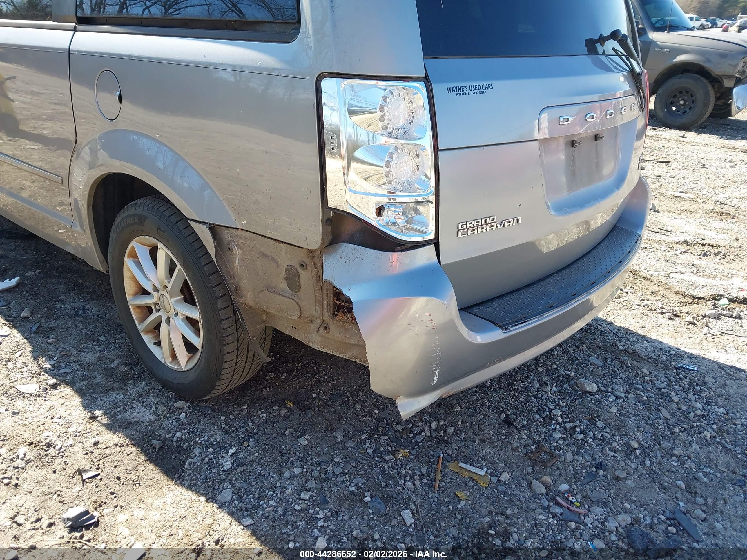 DODGE GRAND image 6