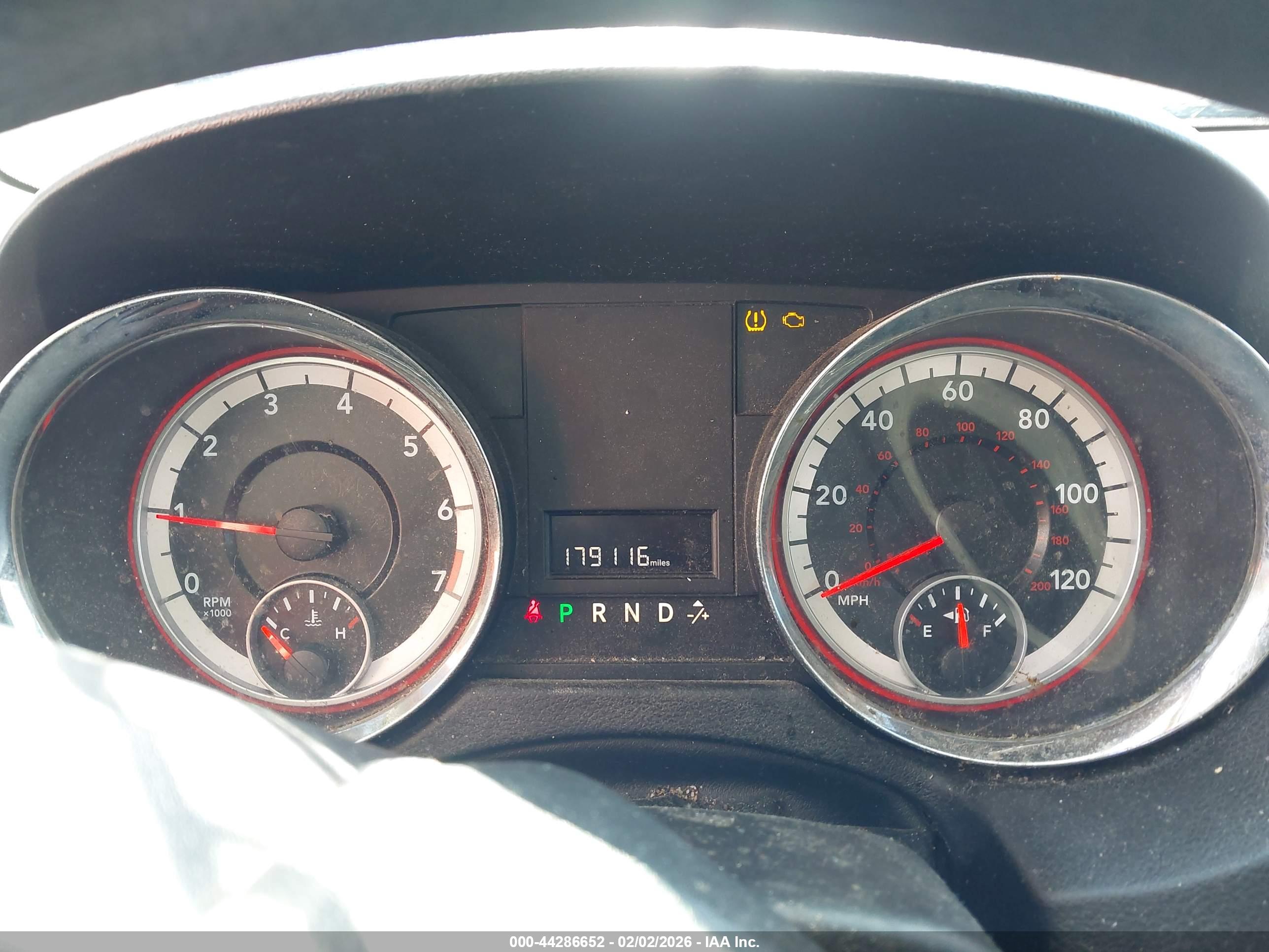 DODGE GRAND image 7
