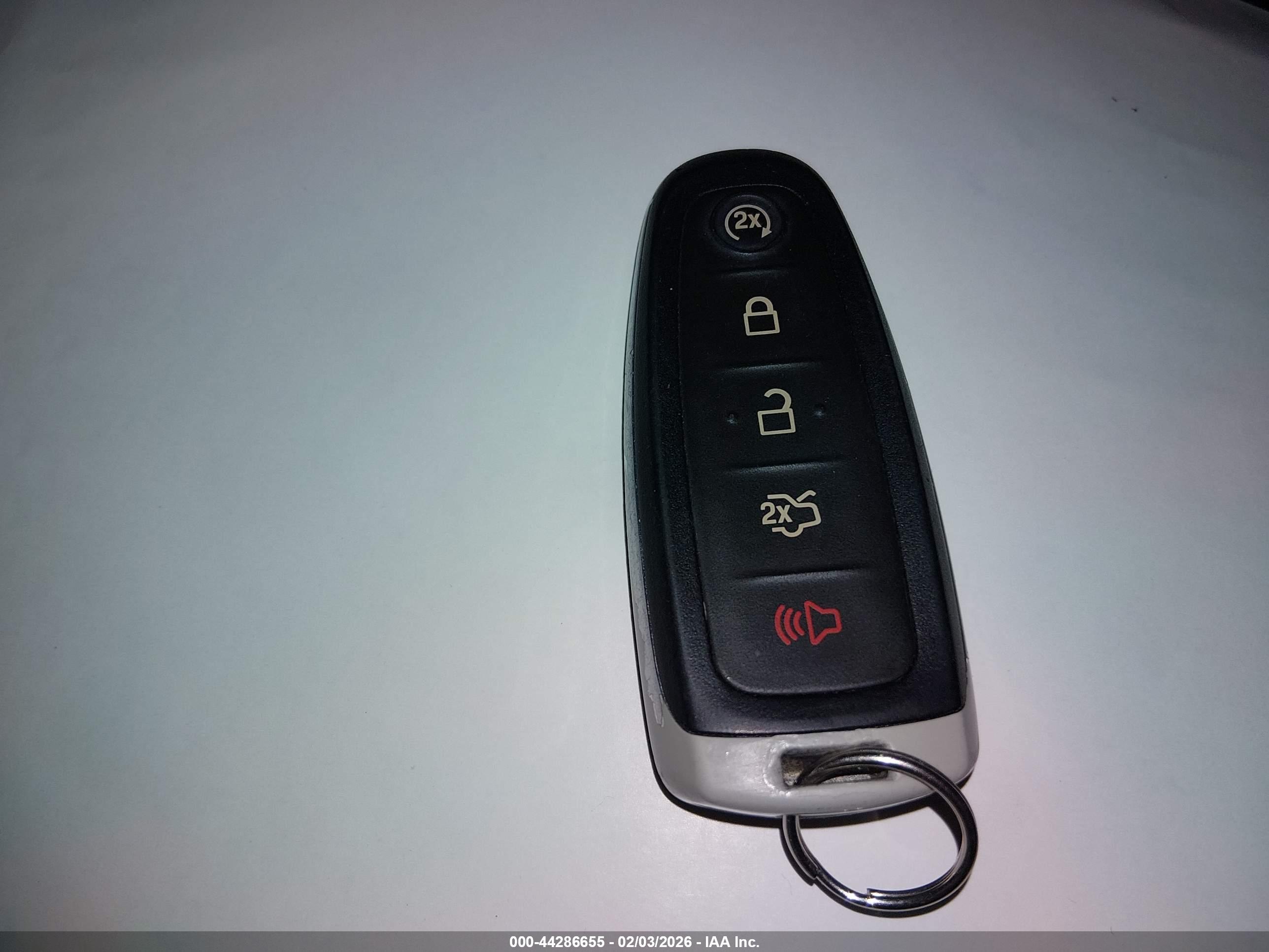 FORD EXPLORER image 11