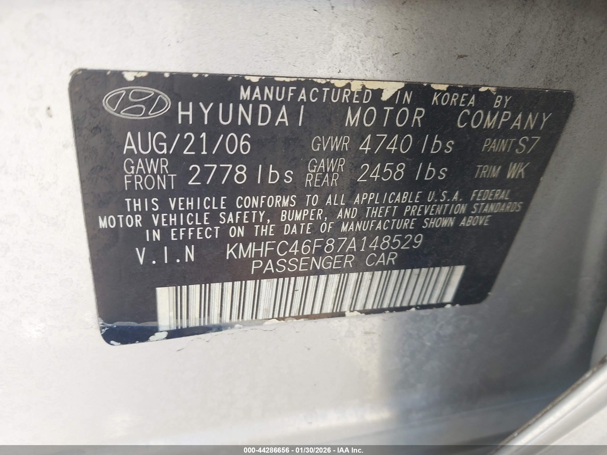 HYUNDAI AZERA image 9