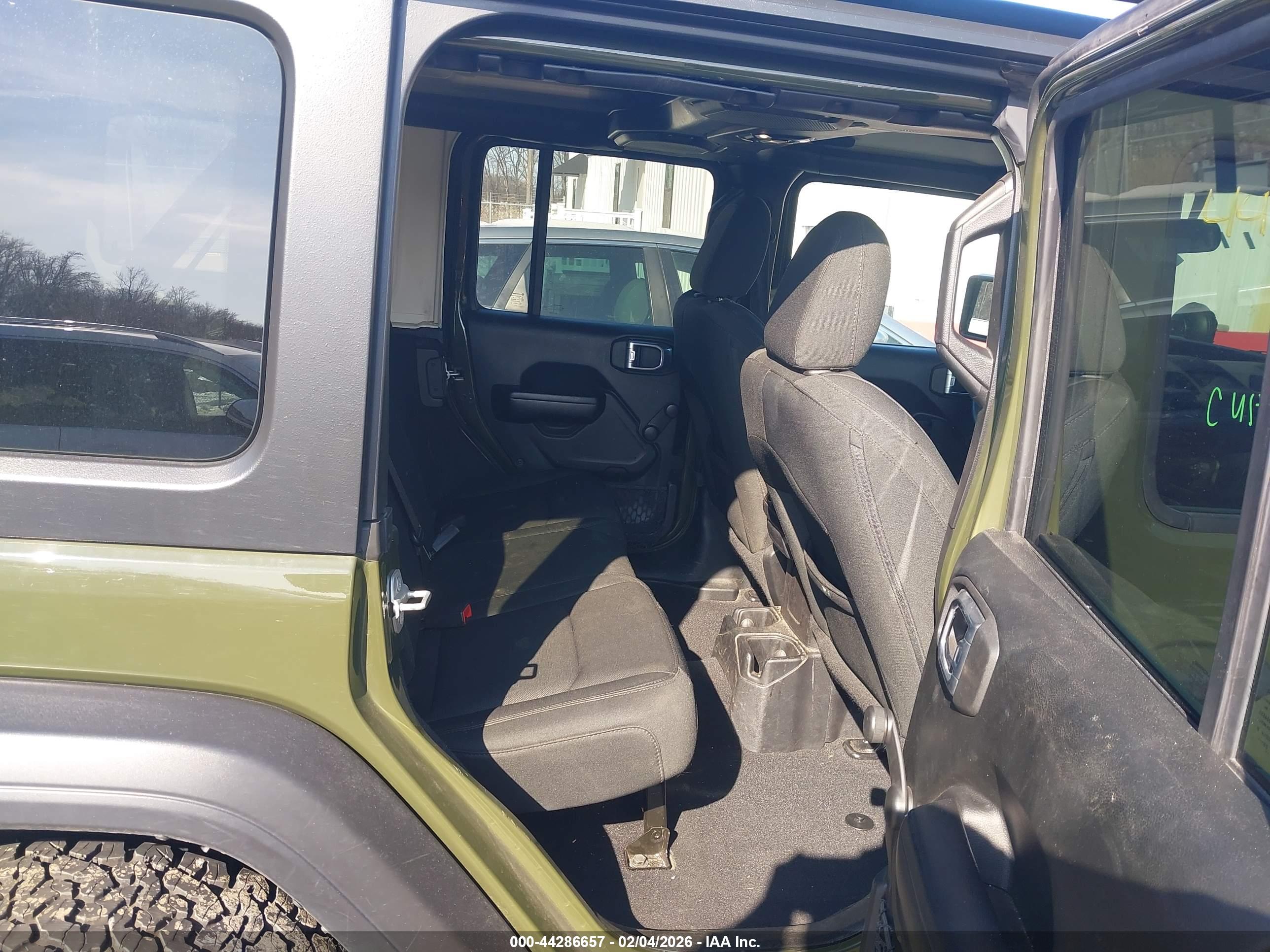 JEEP WRANGLER image 8