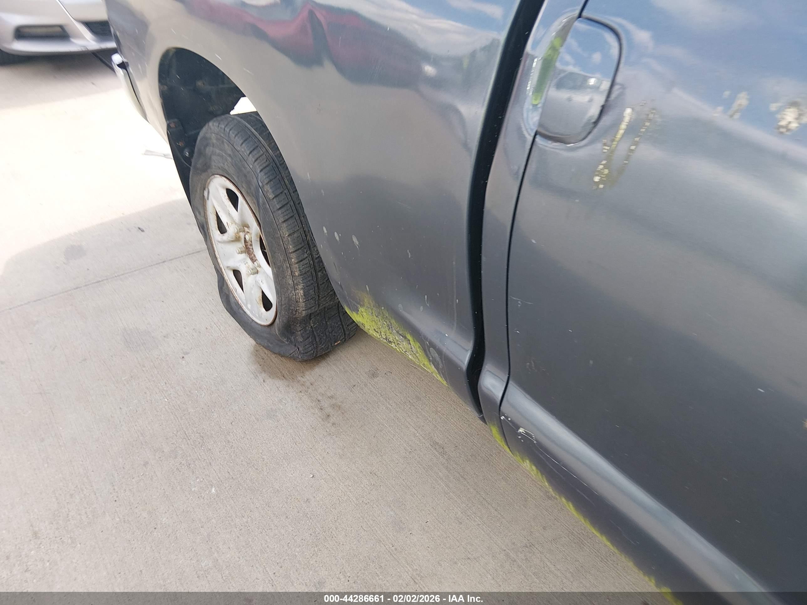 TOYOTA TUNDRA image 6