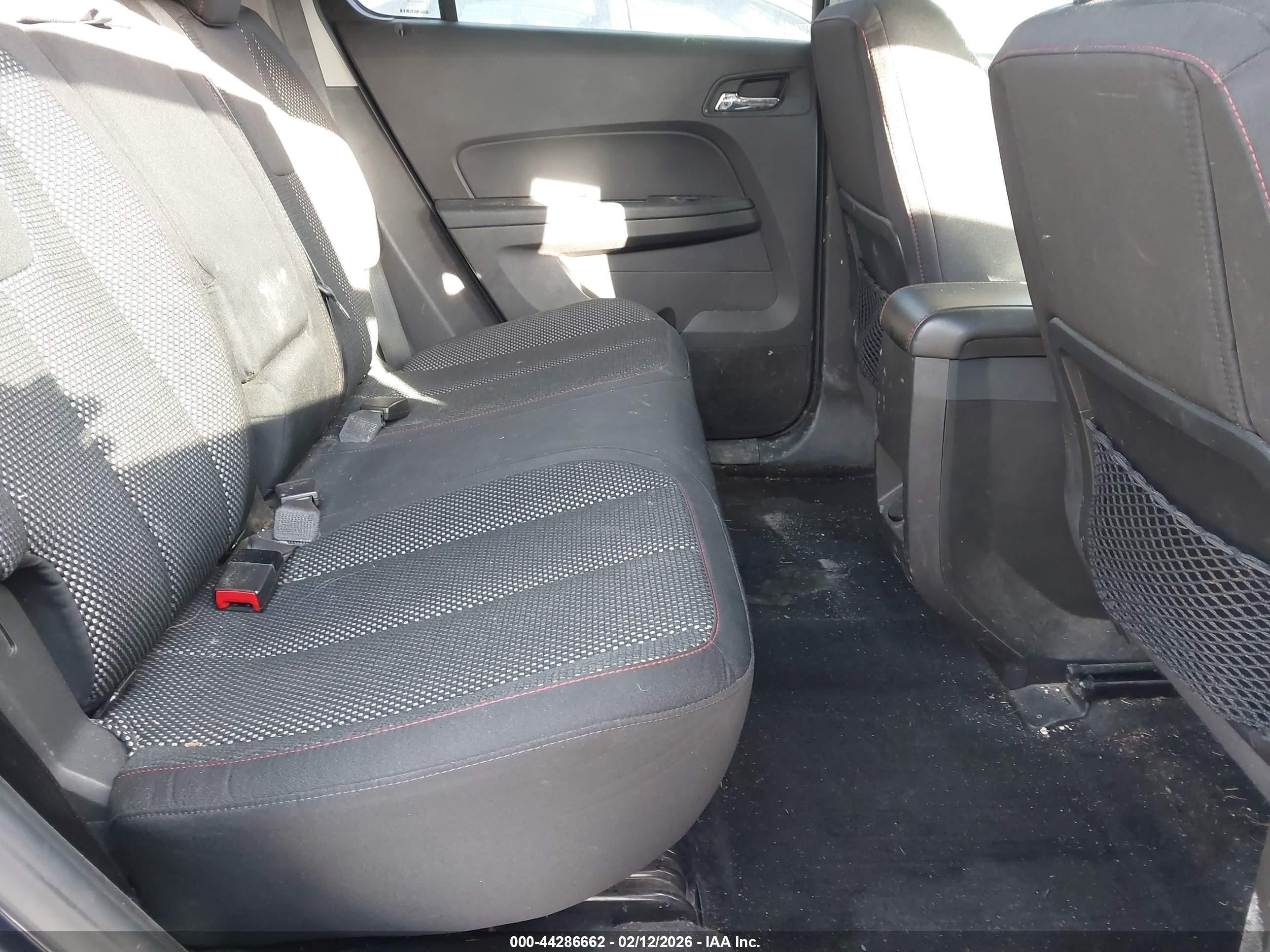CHEVROLET EQUINOX image 8