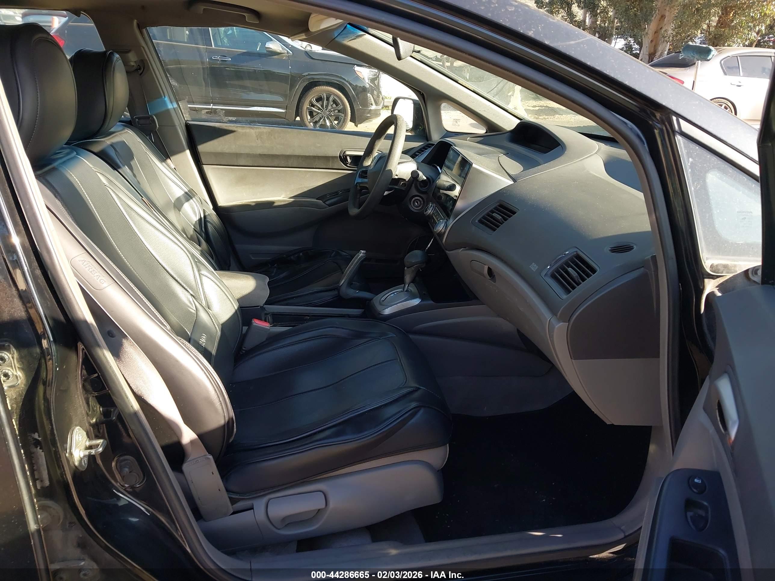 HONDA CIVIC image 5