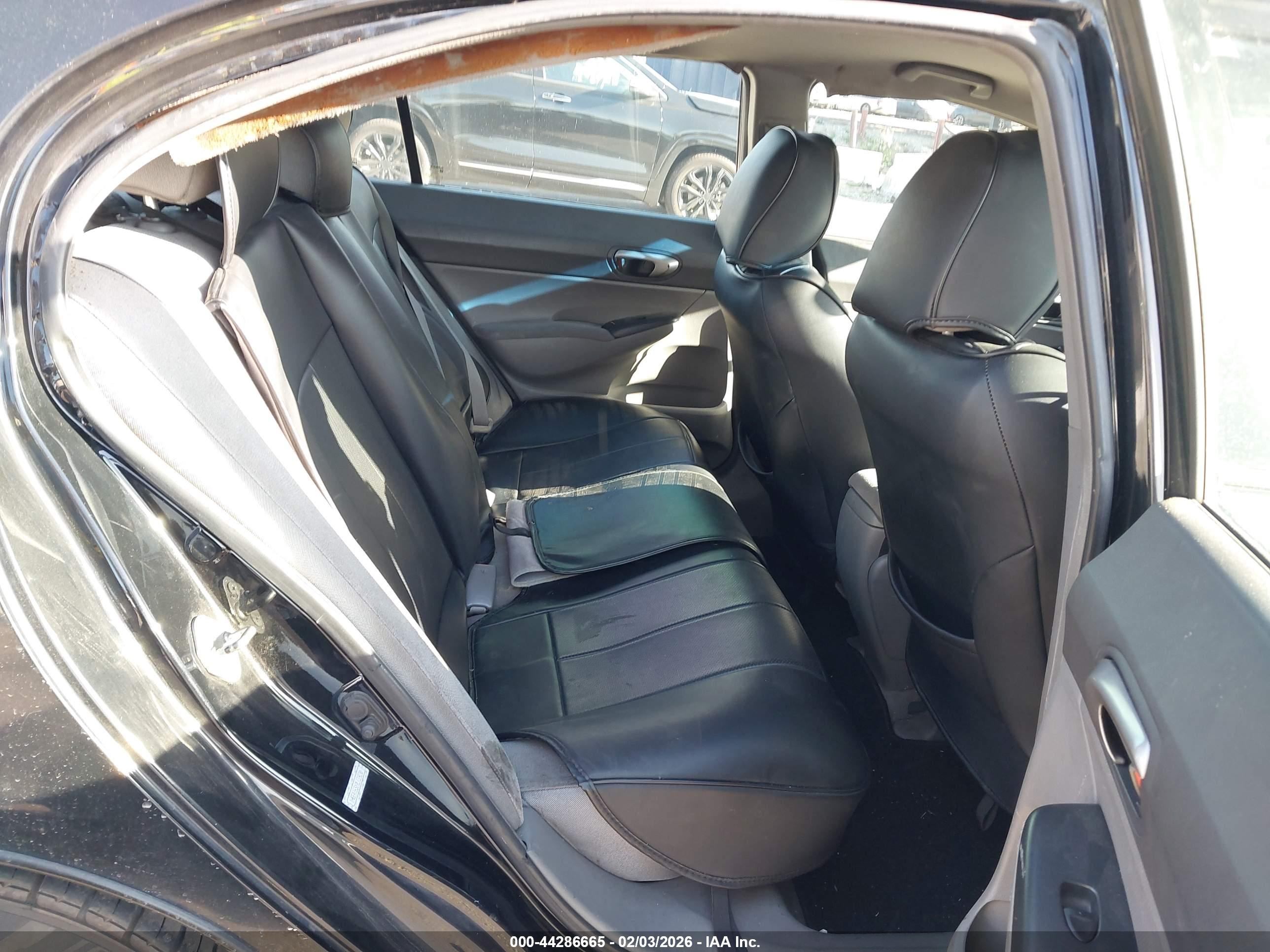 HONDA CIVIC image 8