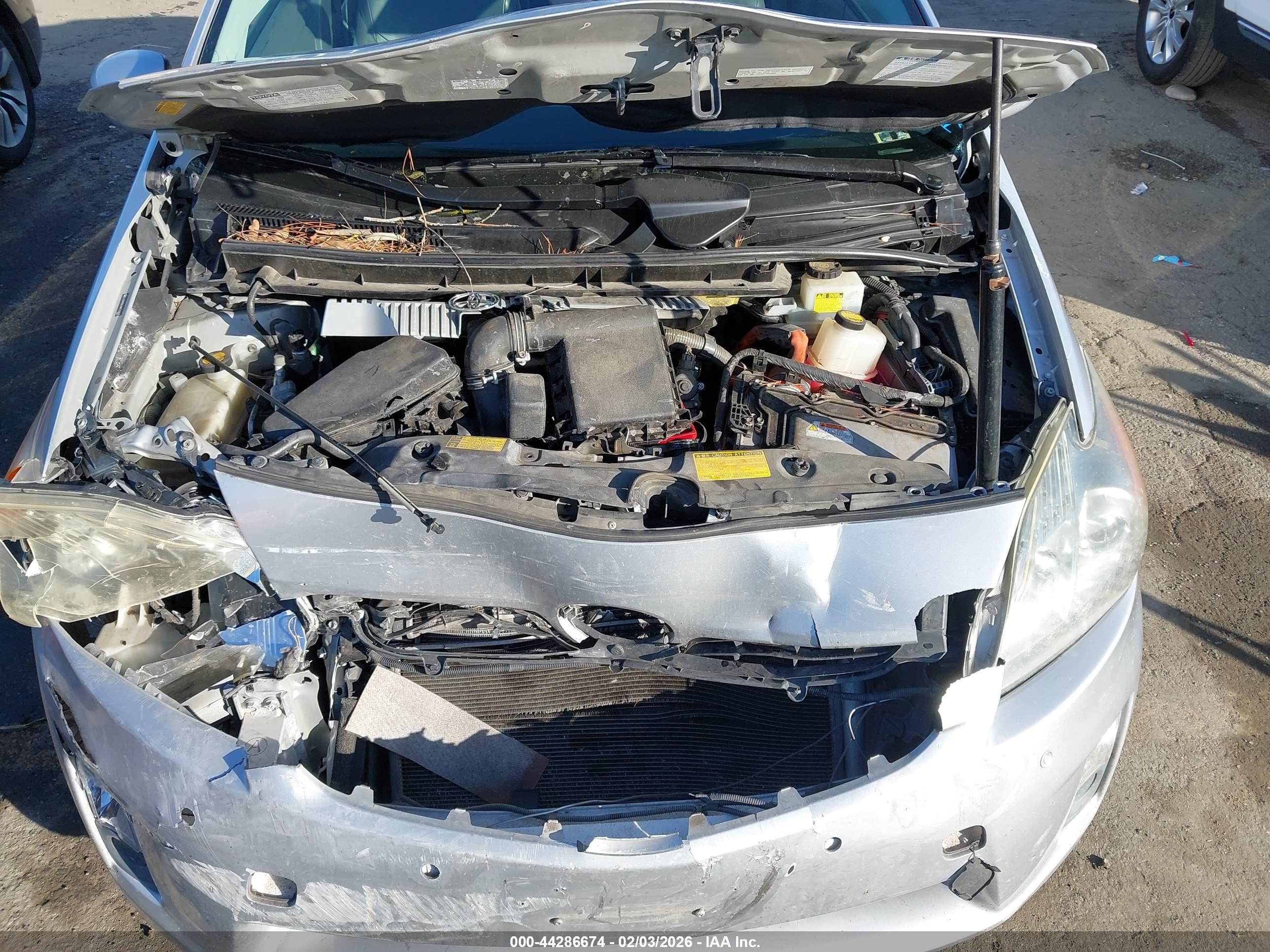 TOYOTA PRIUS image 10