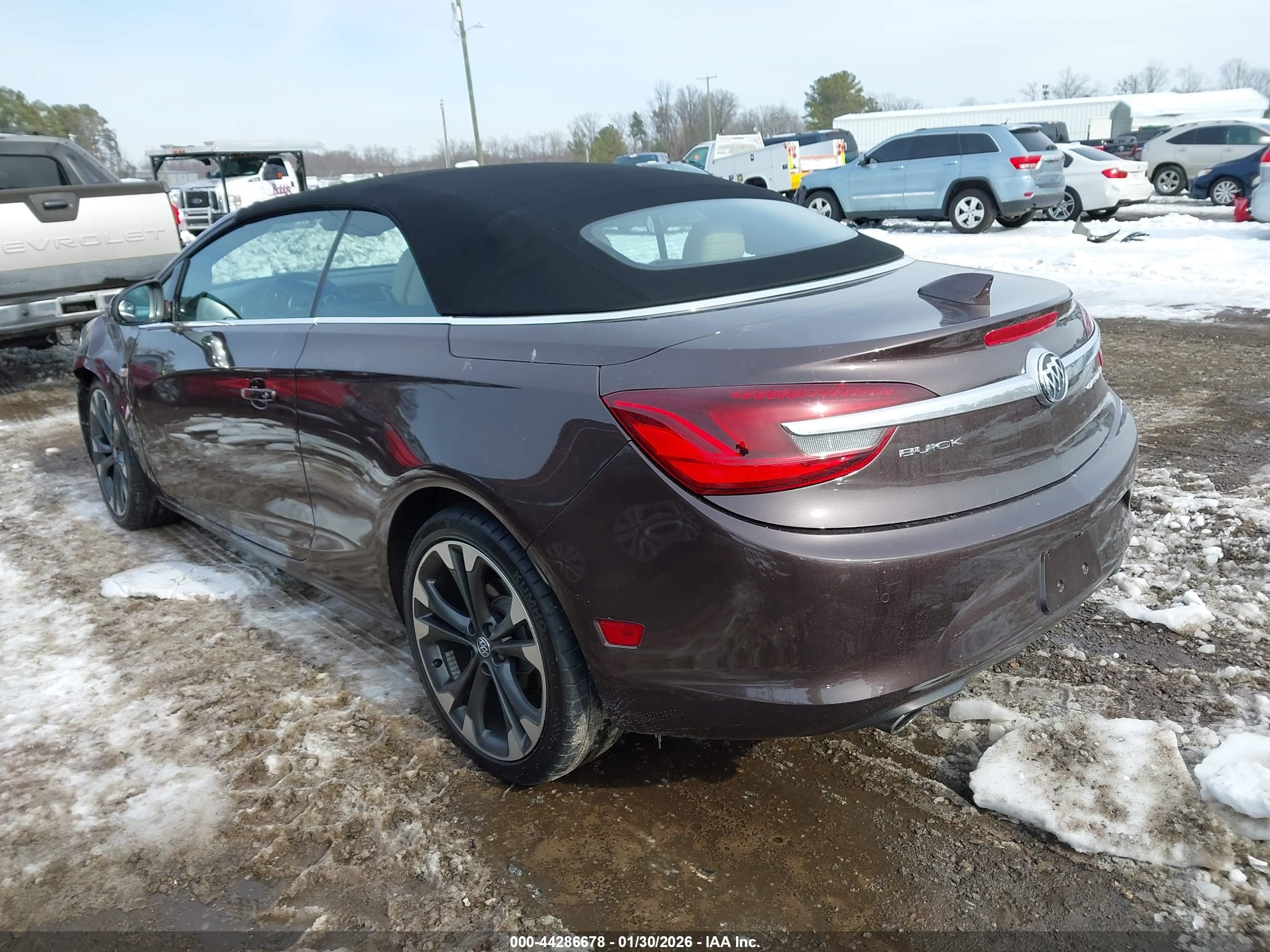 BUICK CASCADA image 3