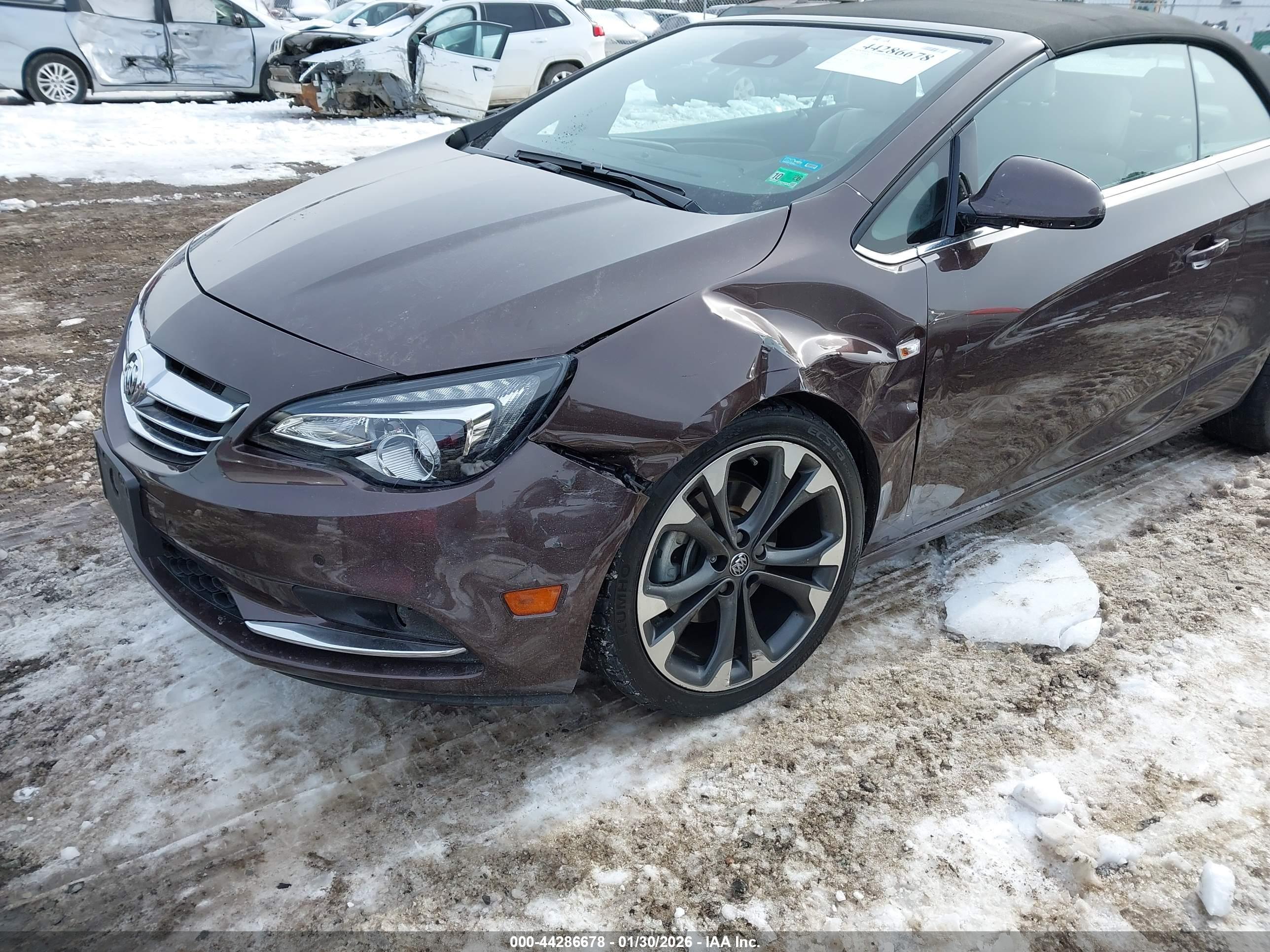 BUICK CASCADA image 6