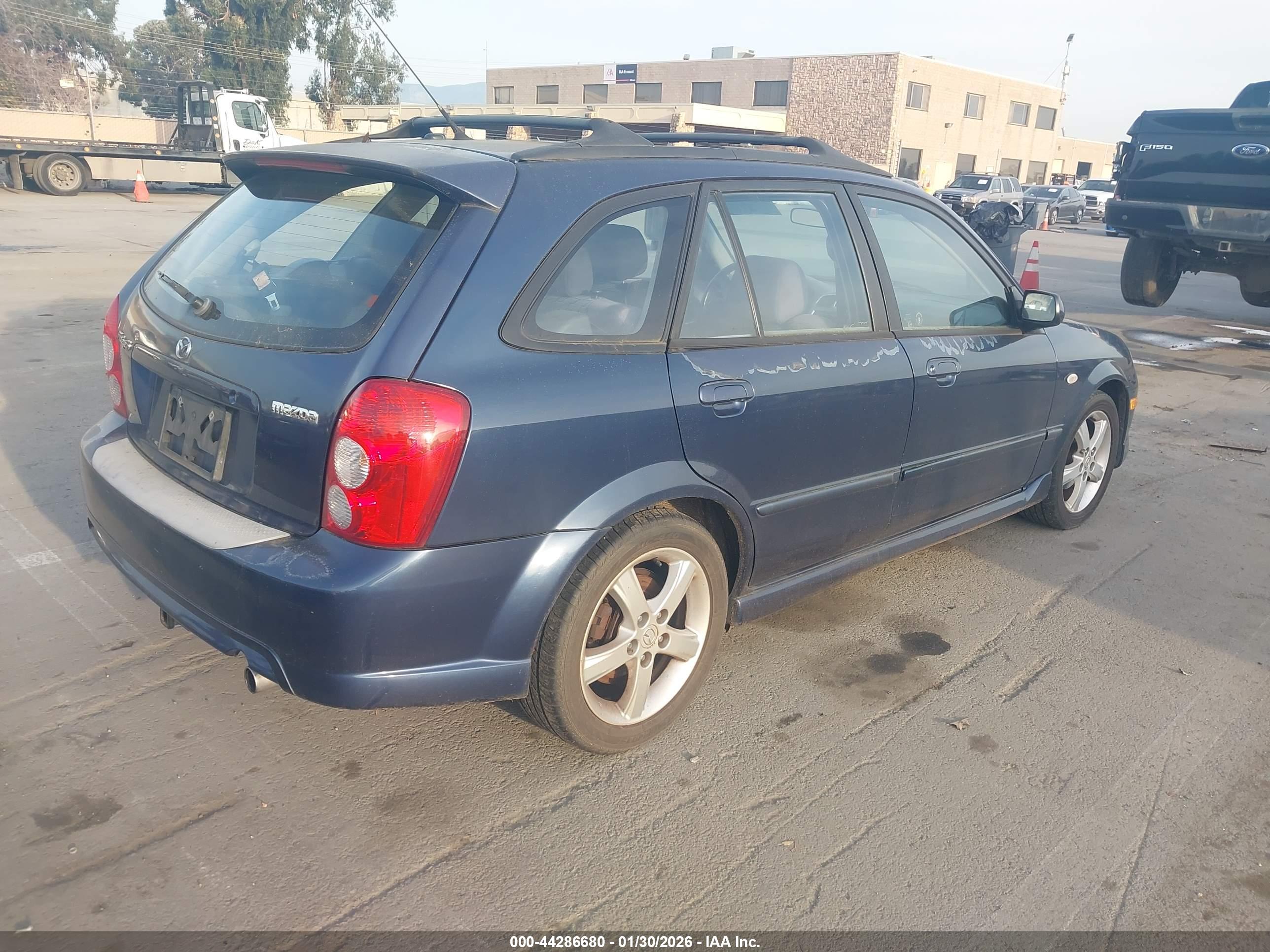 MAZDA PROTEGE5 image 4