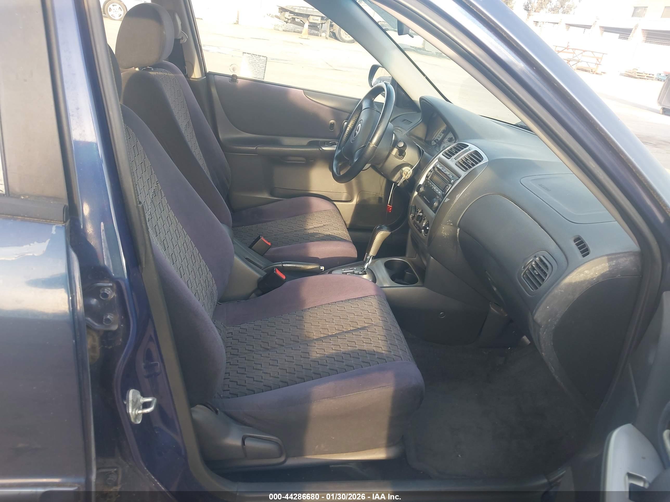 MAZDA PROTEGE5 image 5