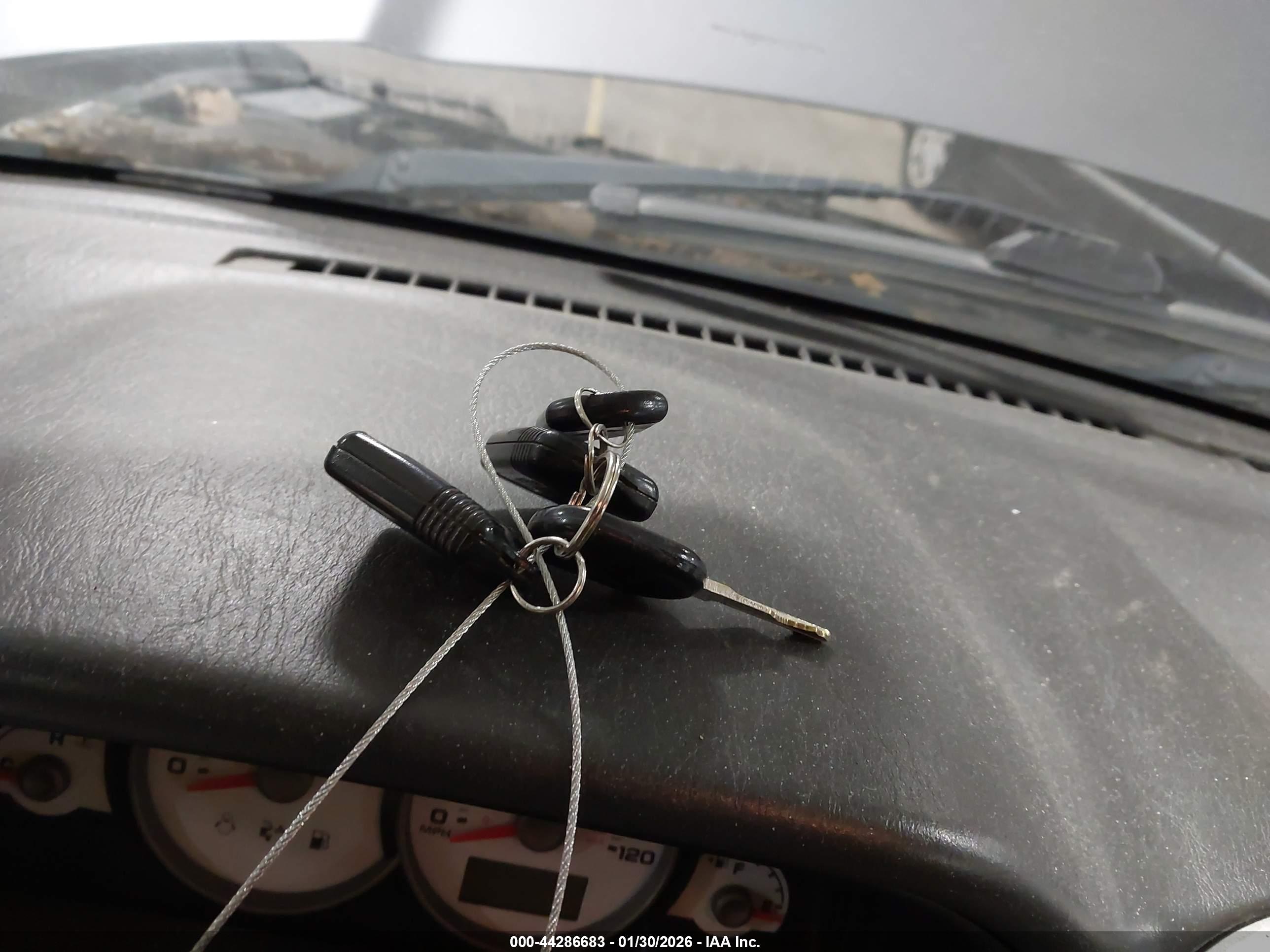 FORD ESCAPE image 11