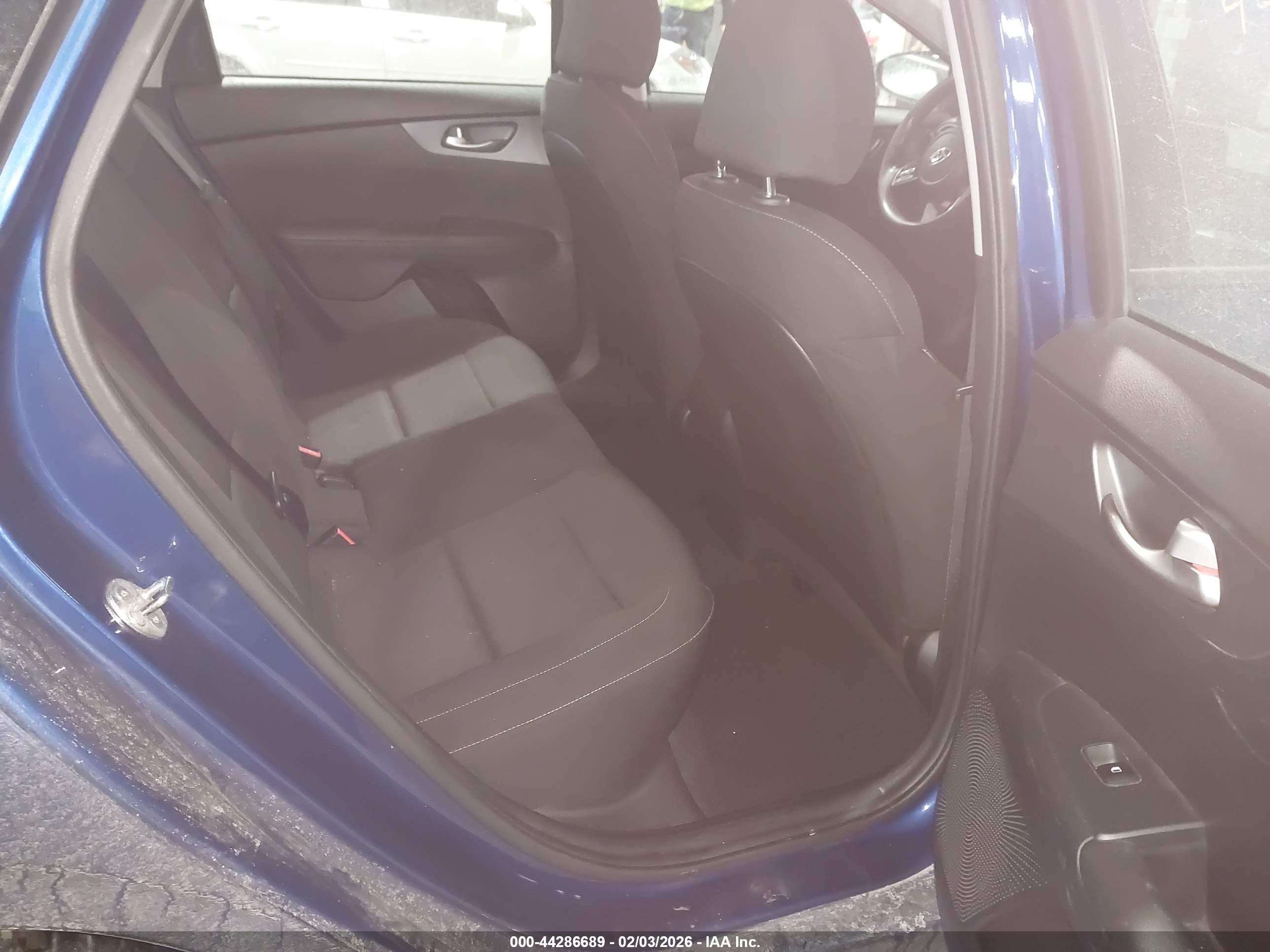 KIA FORTE image 8