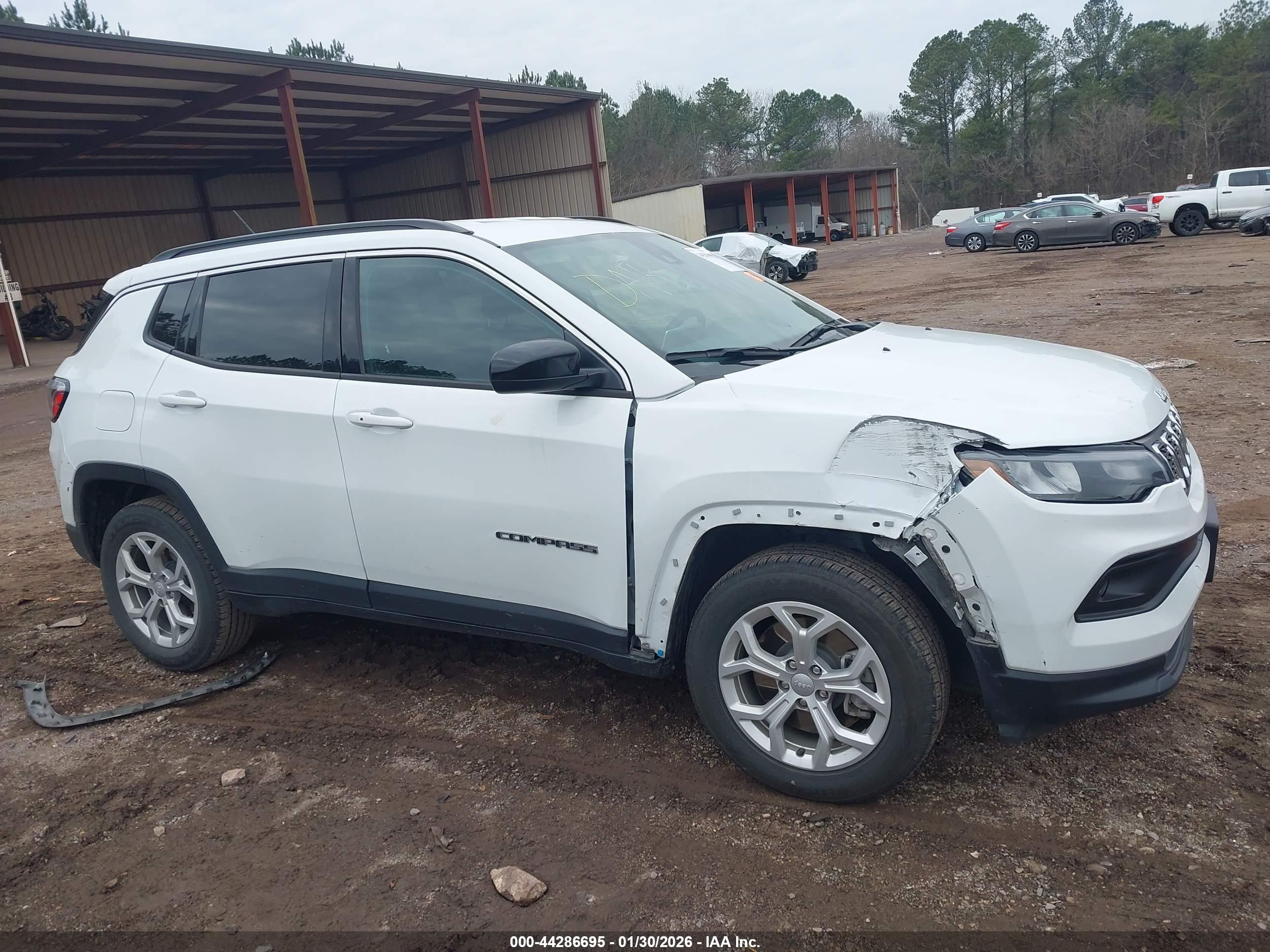 JEEP COMPASS image 6