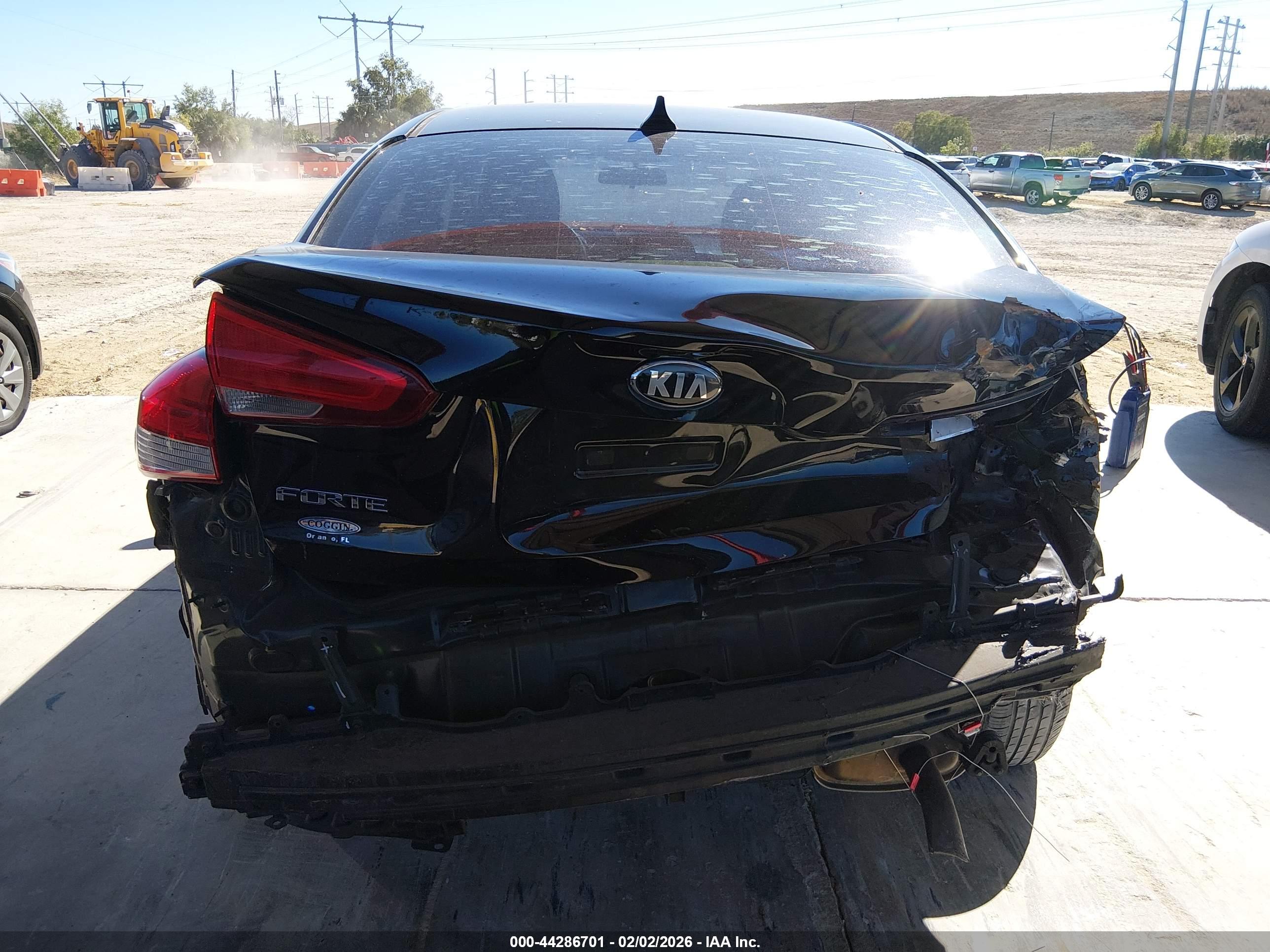KIA FORTE image 6